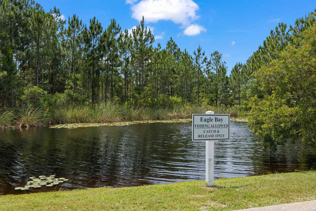 EAGLE BAY - Residential Lease