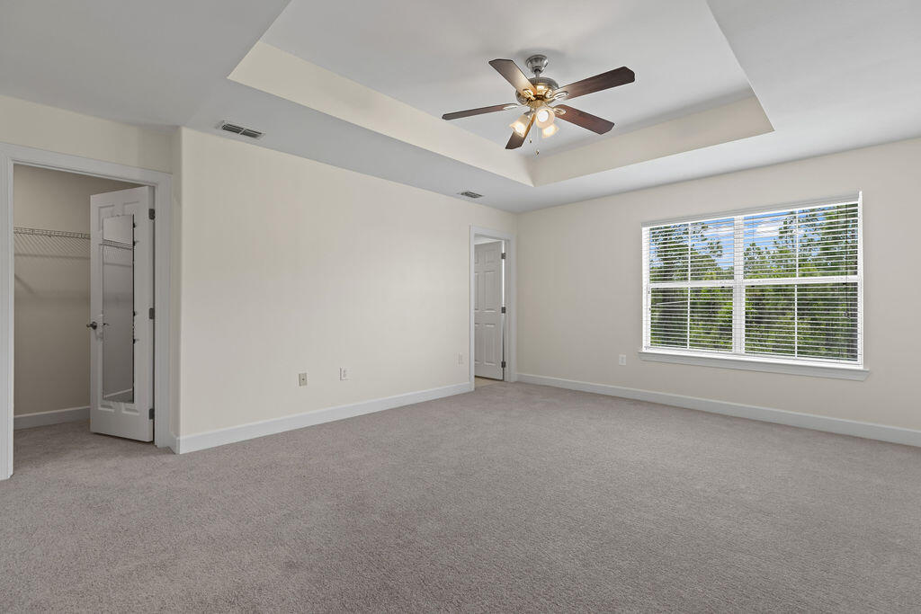 EAGLE BAY - Residential Lease