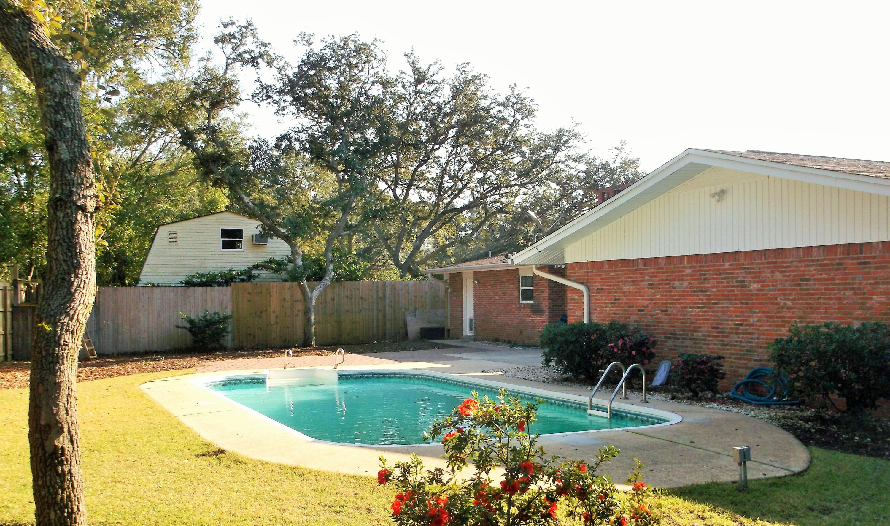 LORRAINE ESTATES - Residential