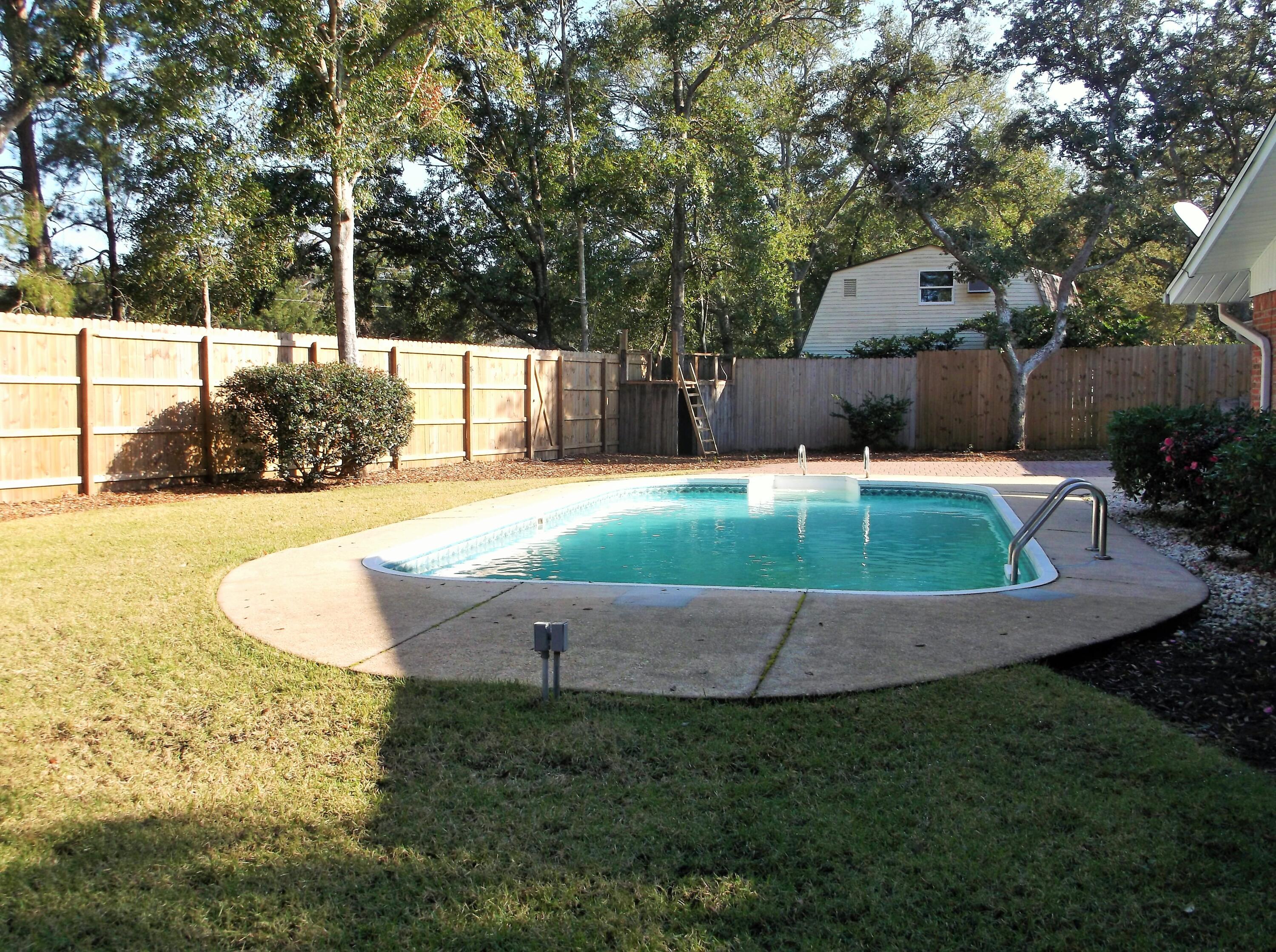 LORRAINE ESTATES - Residential