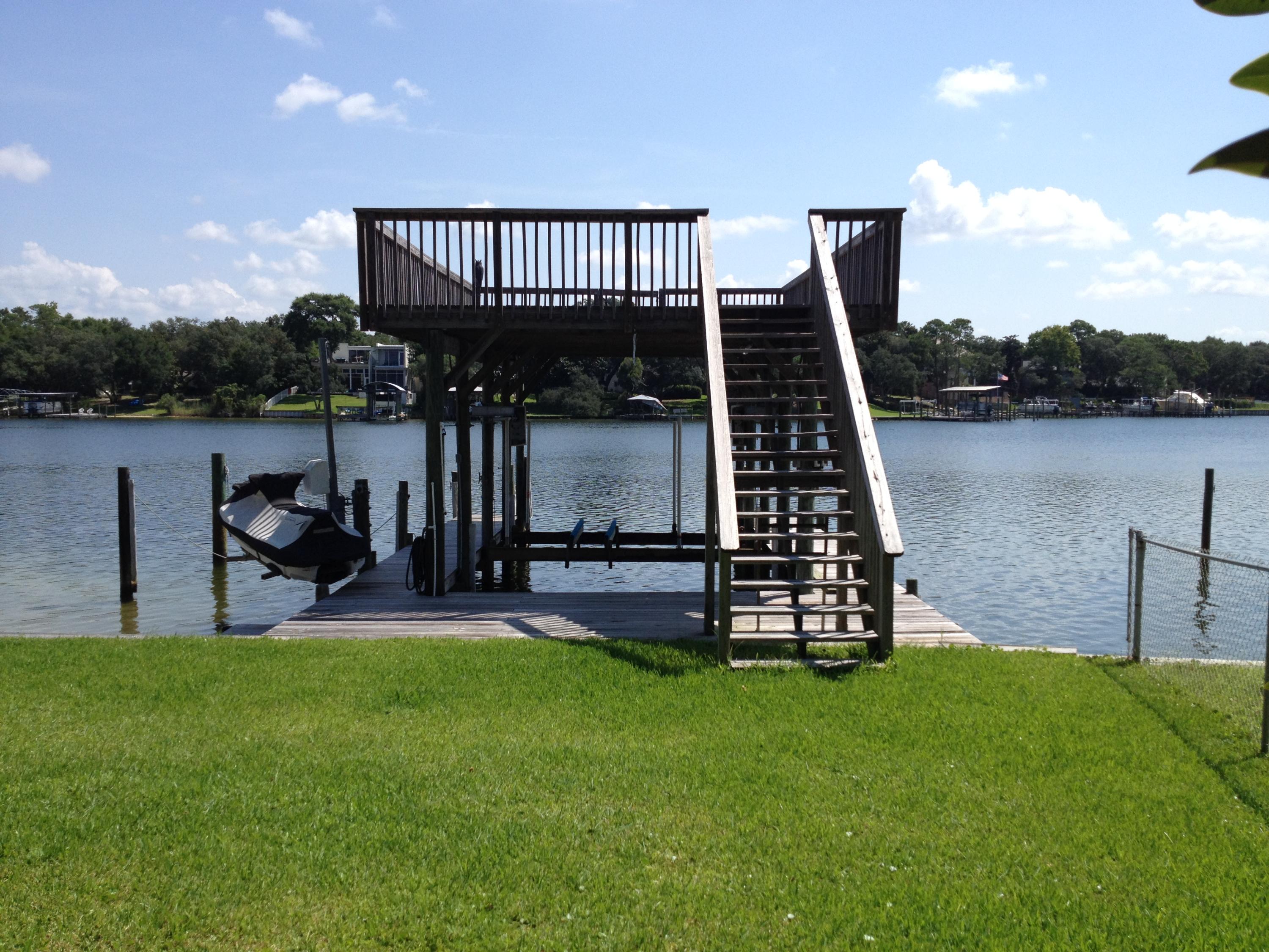 BAYOU WOODS 3RD ADDN - Residential