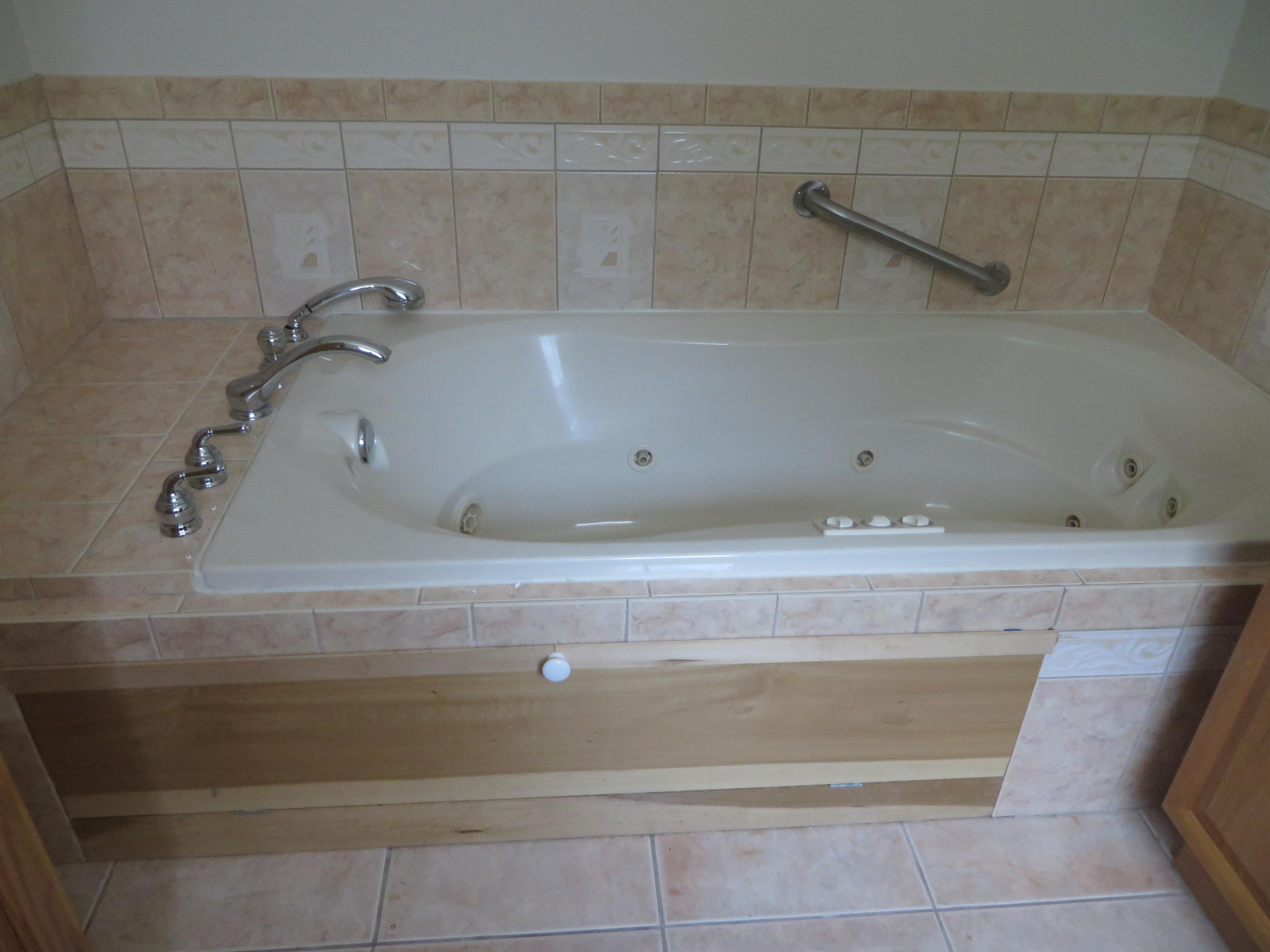 PINE MEADOWS 2ND ADDN - Residential