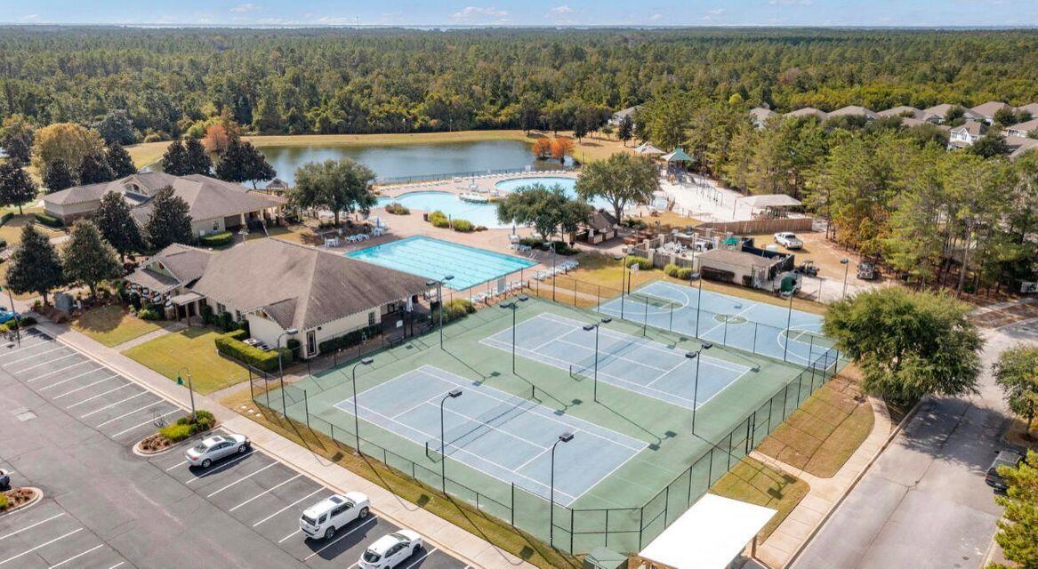 HAMMOCK BAY - MILL COTTAGES - Residential