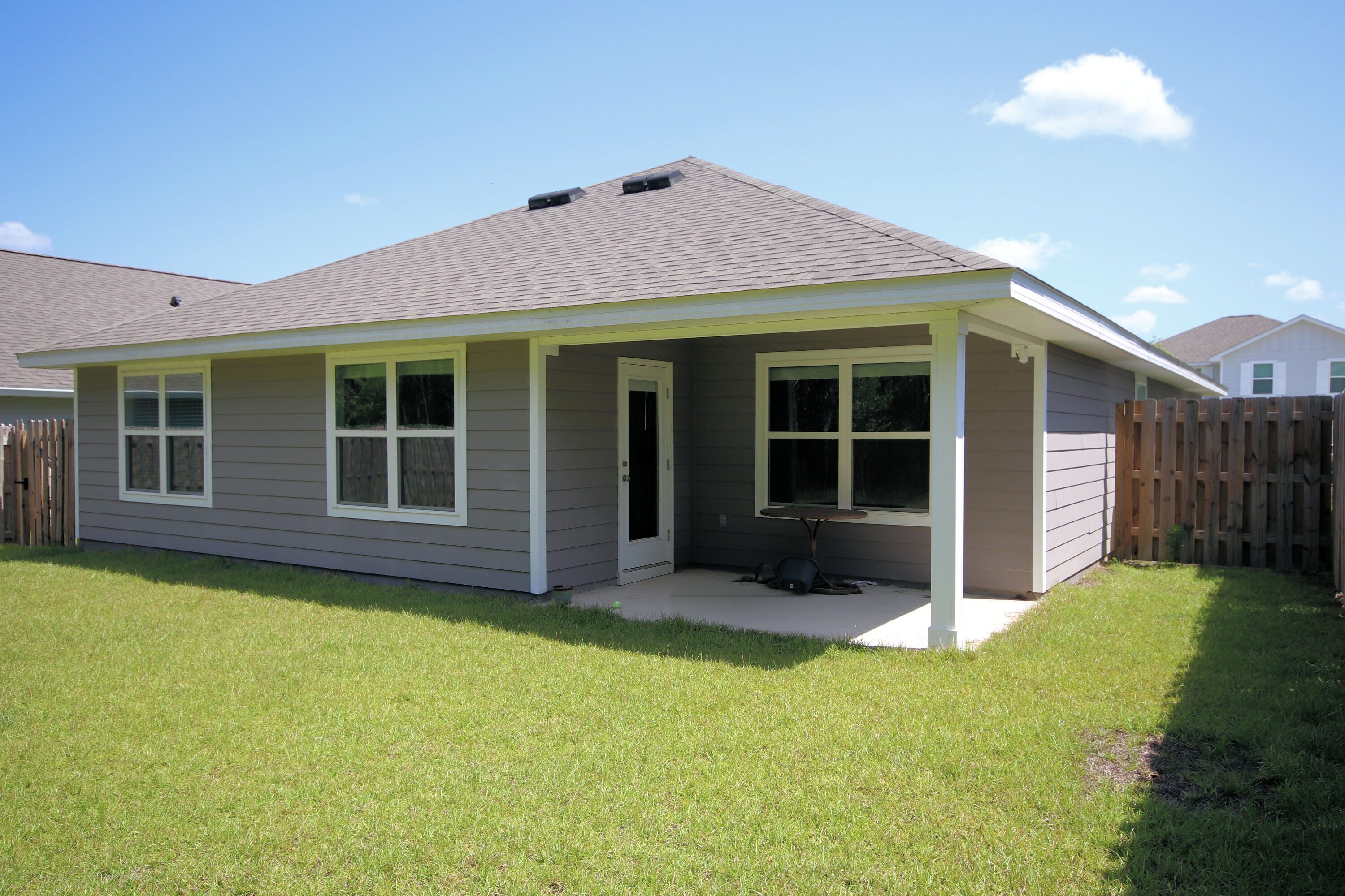 HAMMOCK BAY - MILL COTTAGES - Residential