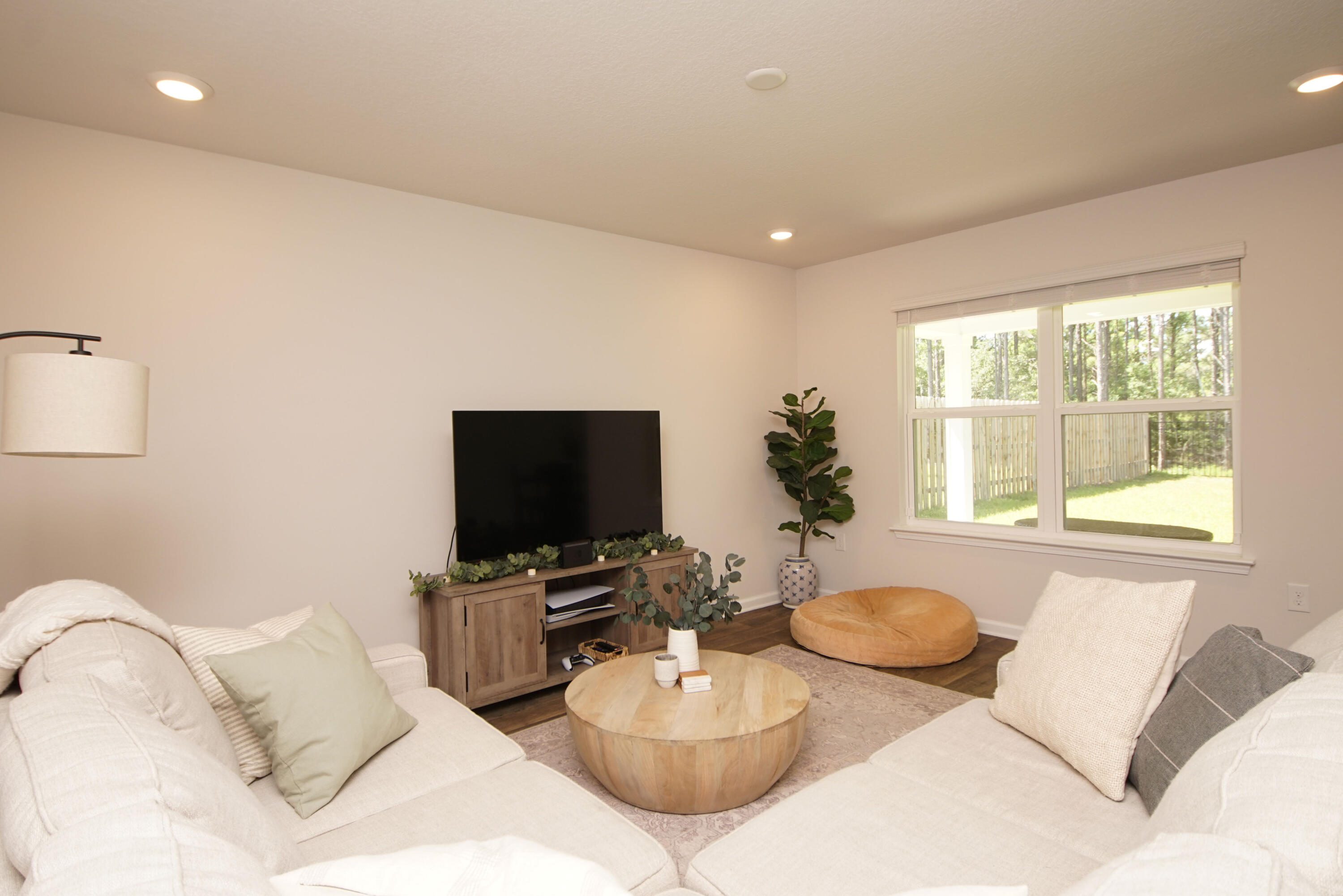 HAMMOCK BAY - MILL COTTAGES - Residential