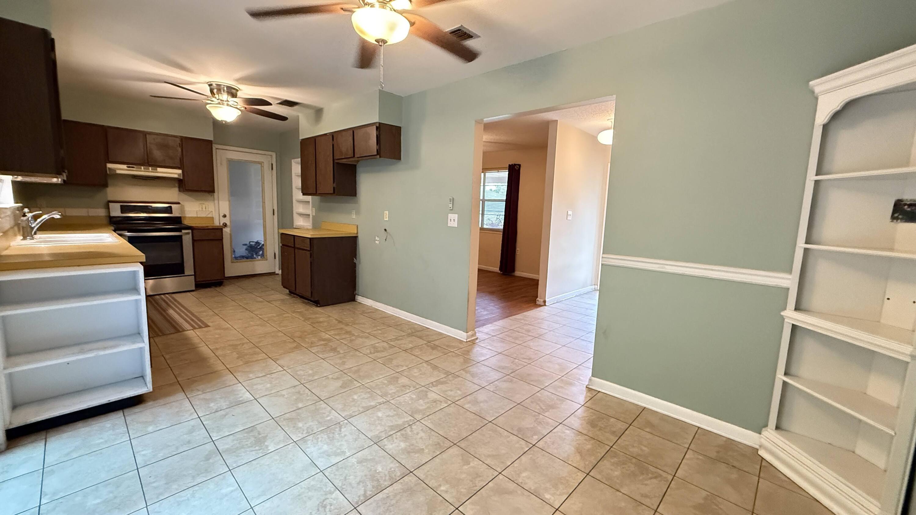 NO RECORDED SUBDIVISION - Residential