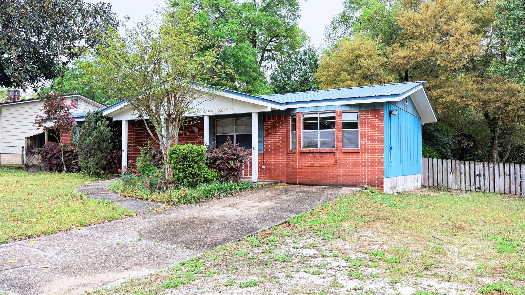 NO RECORDED SUBDIVISION - Residential