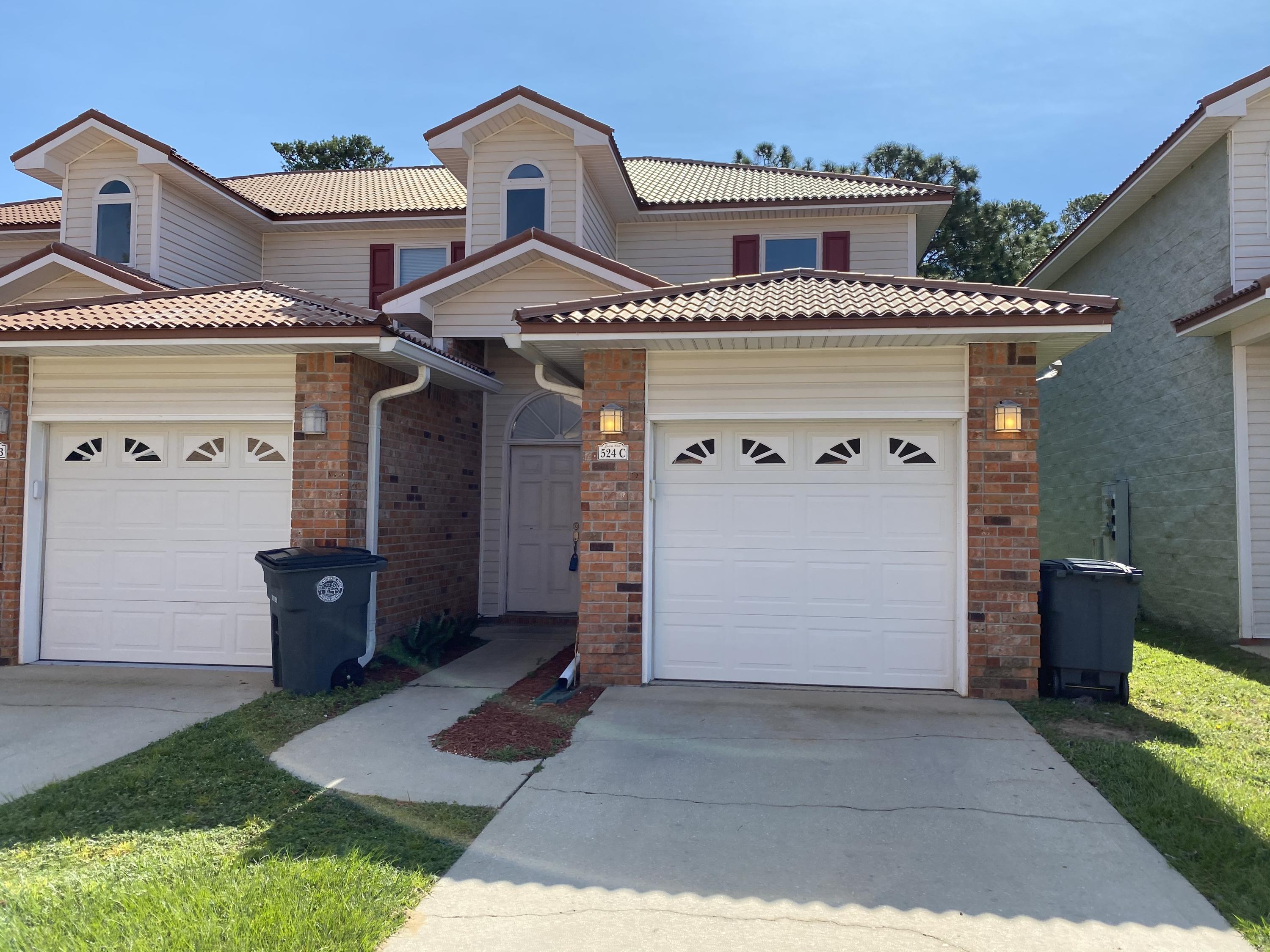 JEAN LEA T/H - Residential