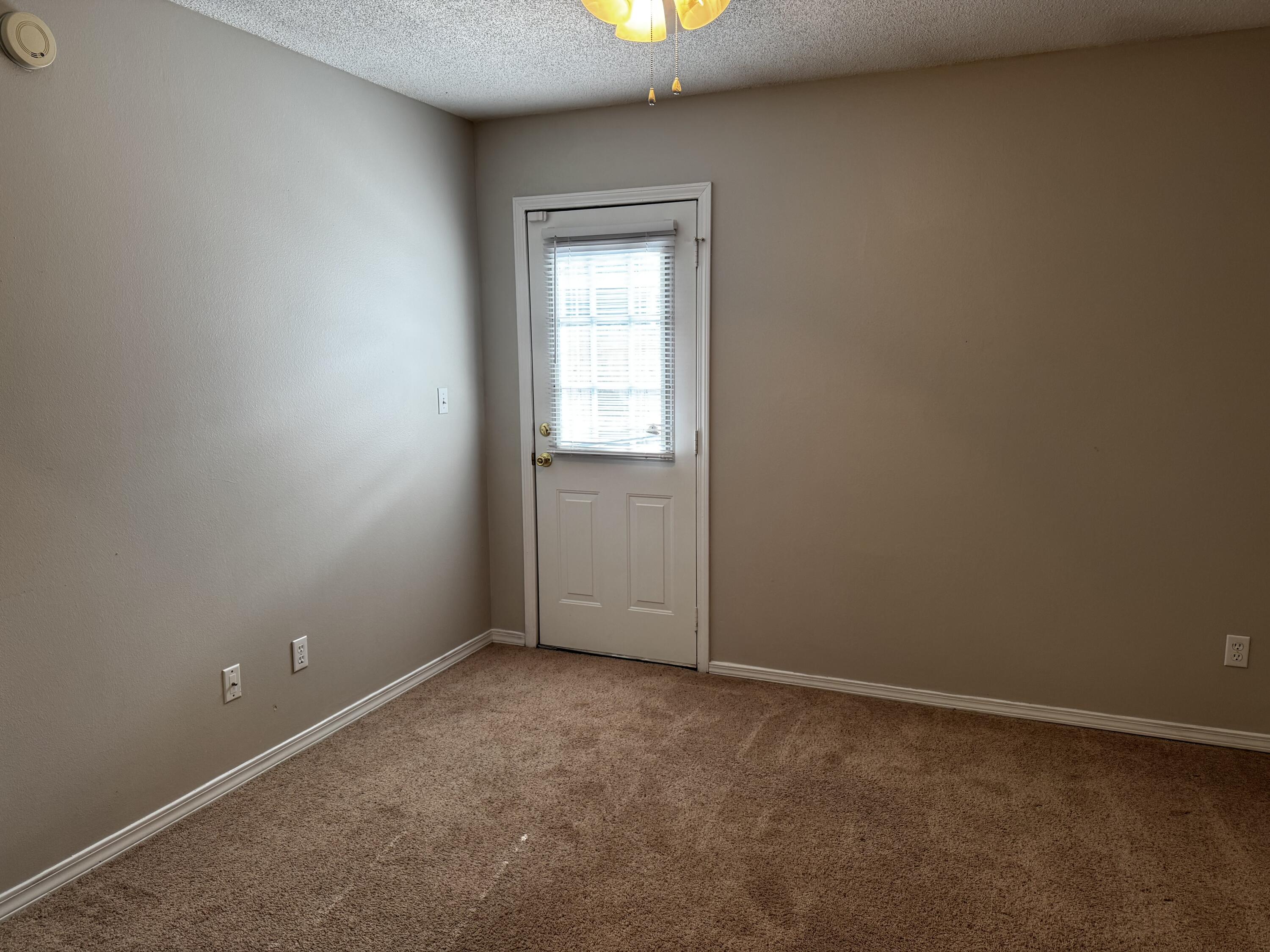 ROSEBUD PLANTATION T/H - Residential Lease