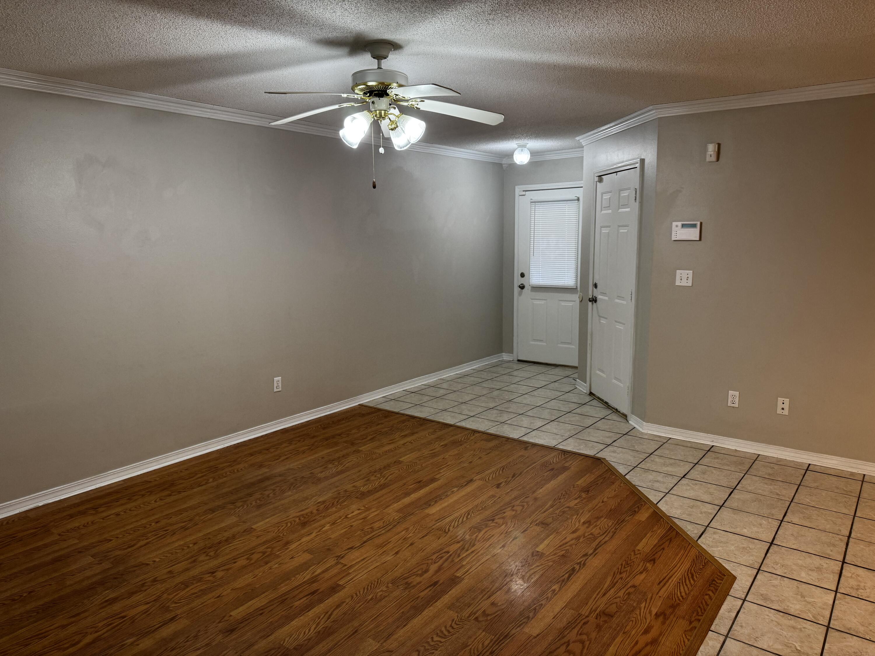 ROSEBUD PLANTATION T/H - Residential Lease