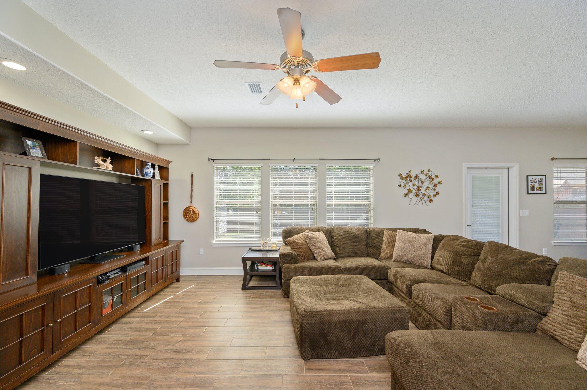 BROOKE ESTATES PH III - Residential