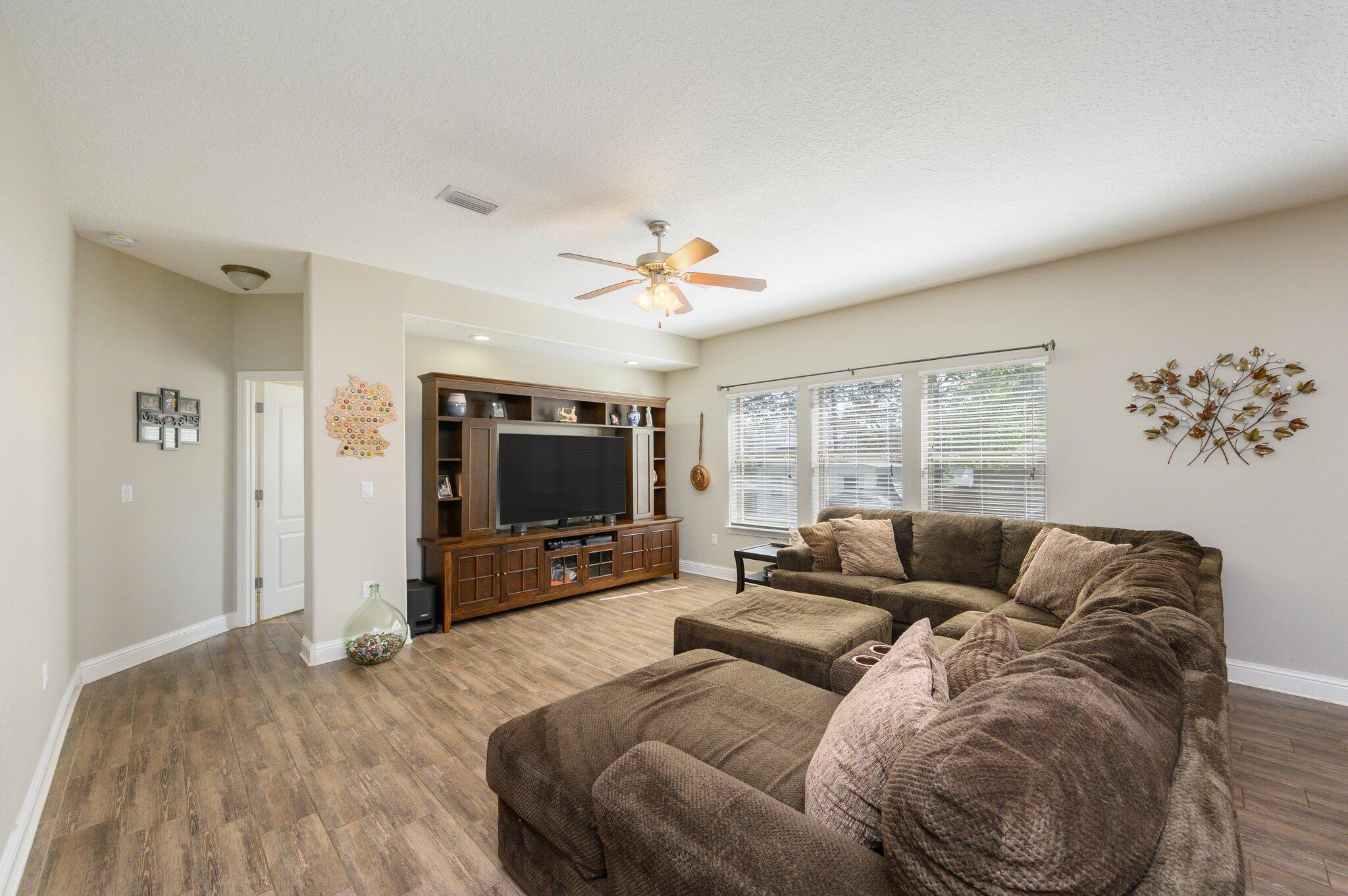 BROOKE ESTATES PH III - Residential