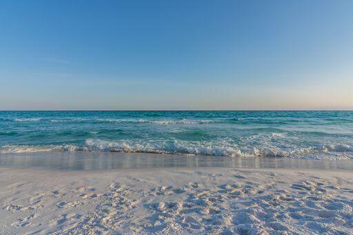 CHATEAU LA MER CONDO - Residential