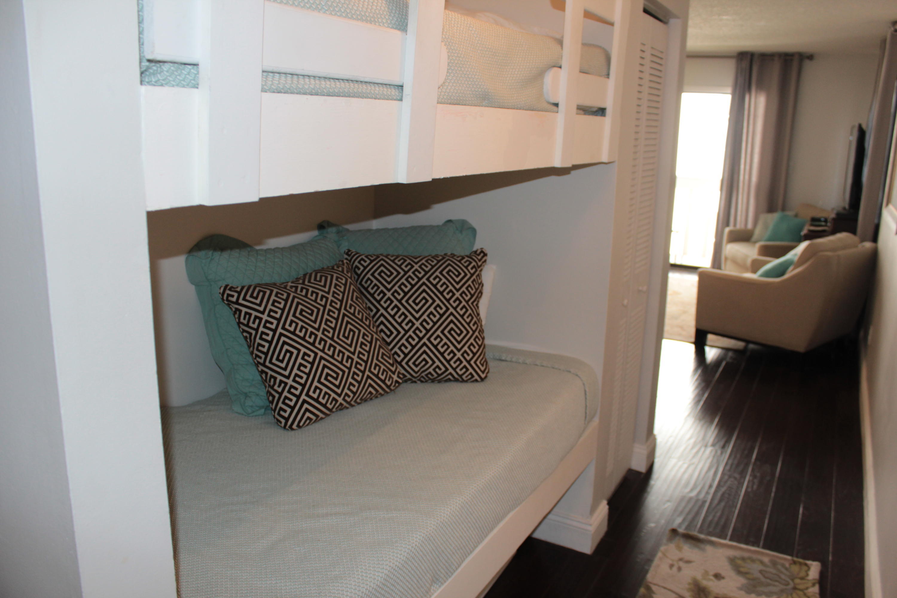 BEACHSIDE CONDO AT SEAGROVE - Residential