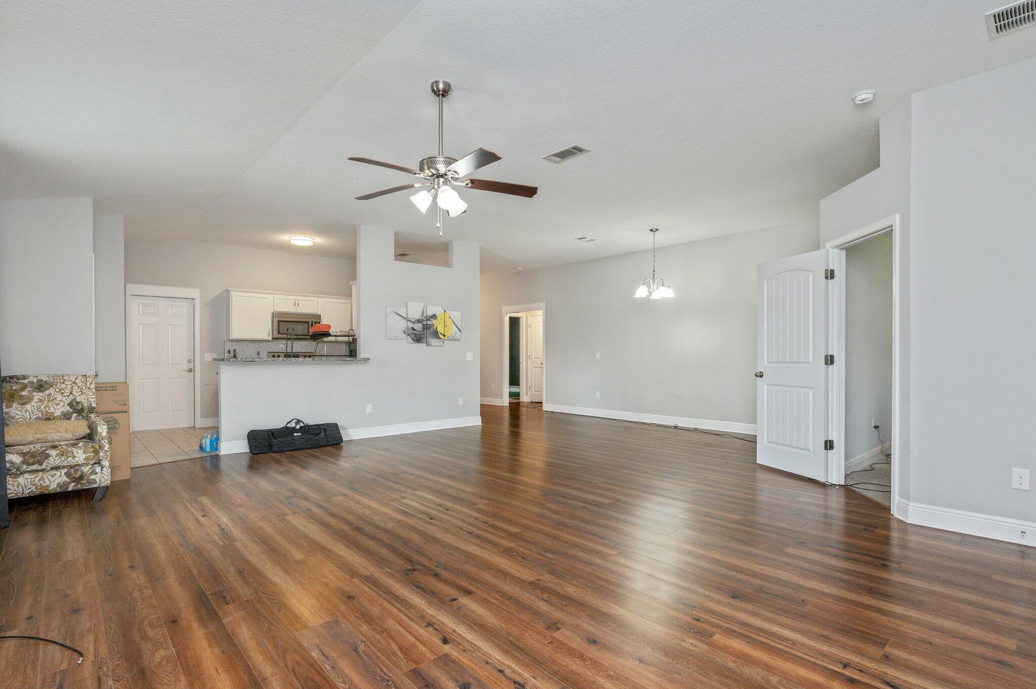 East Navarre - Residential