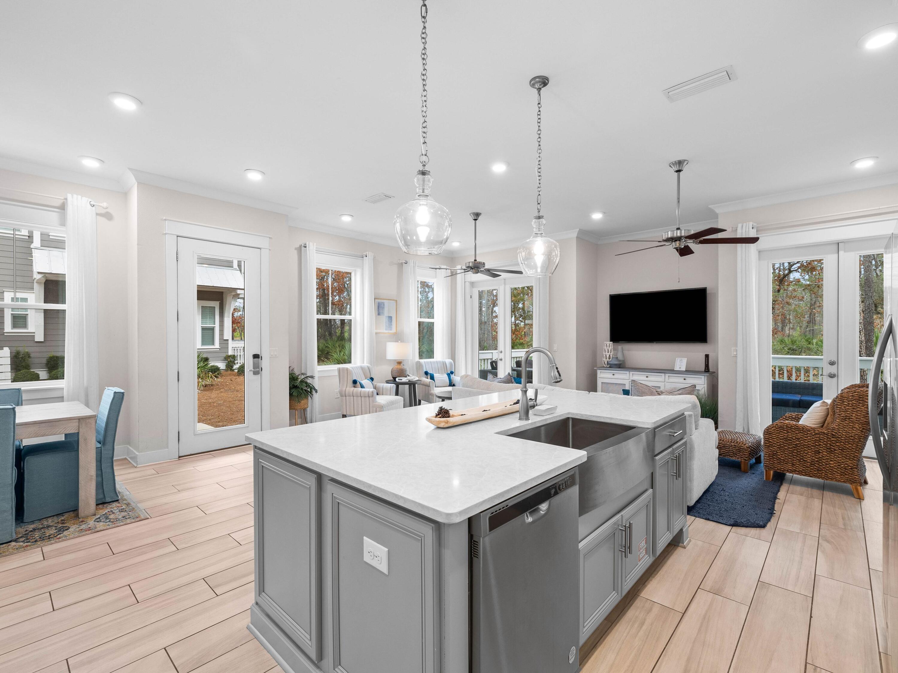 PROMINENCE - Residential