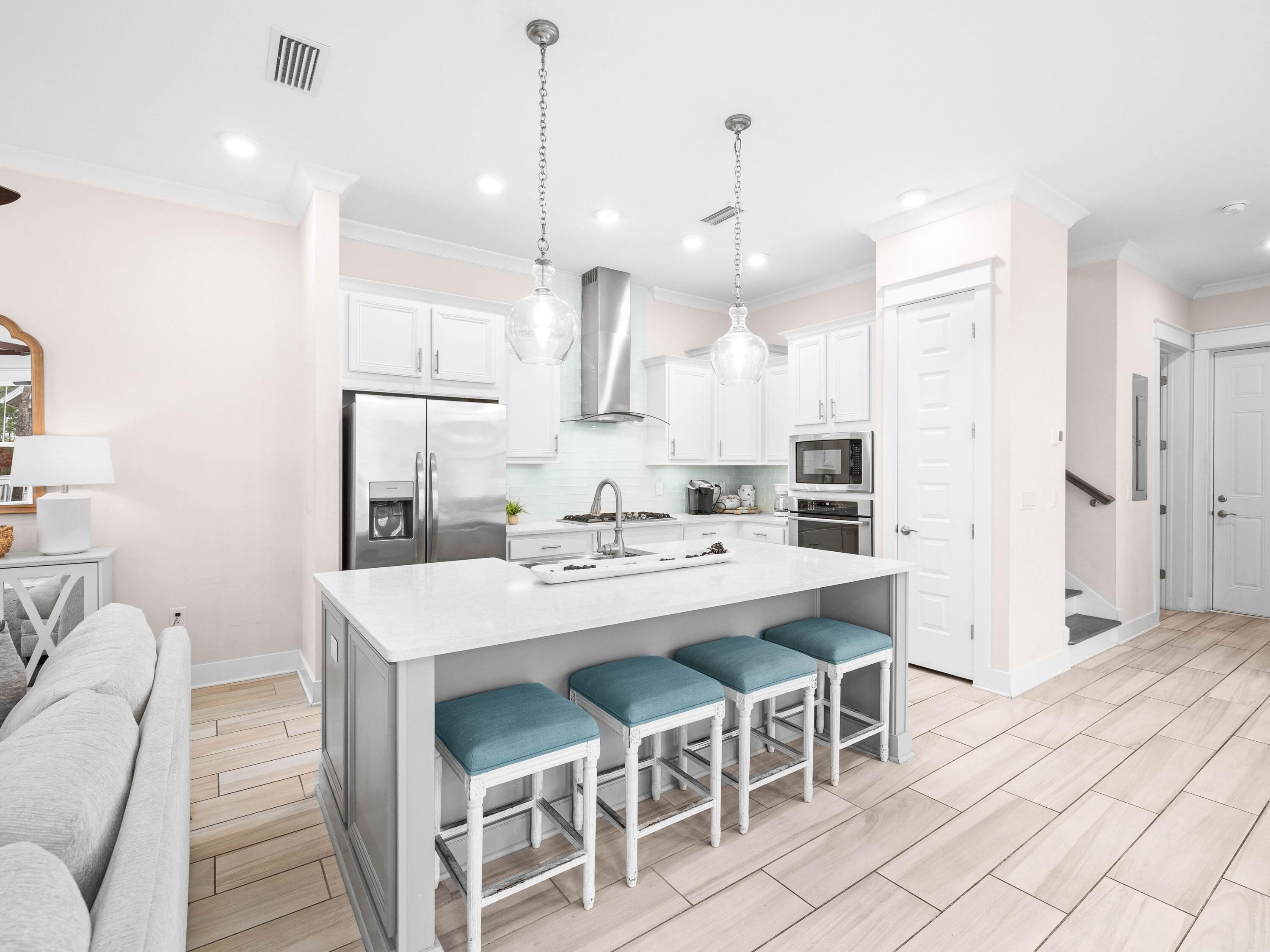 PROMINENCE - Residential