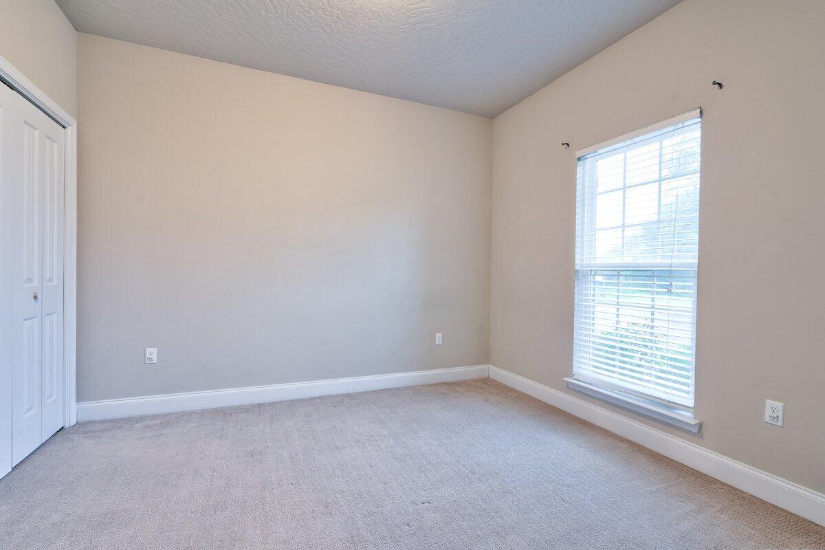 DUGGAN POND ESTATES - Residential