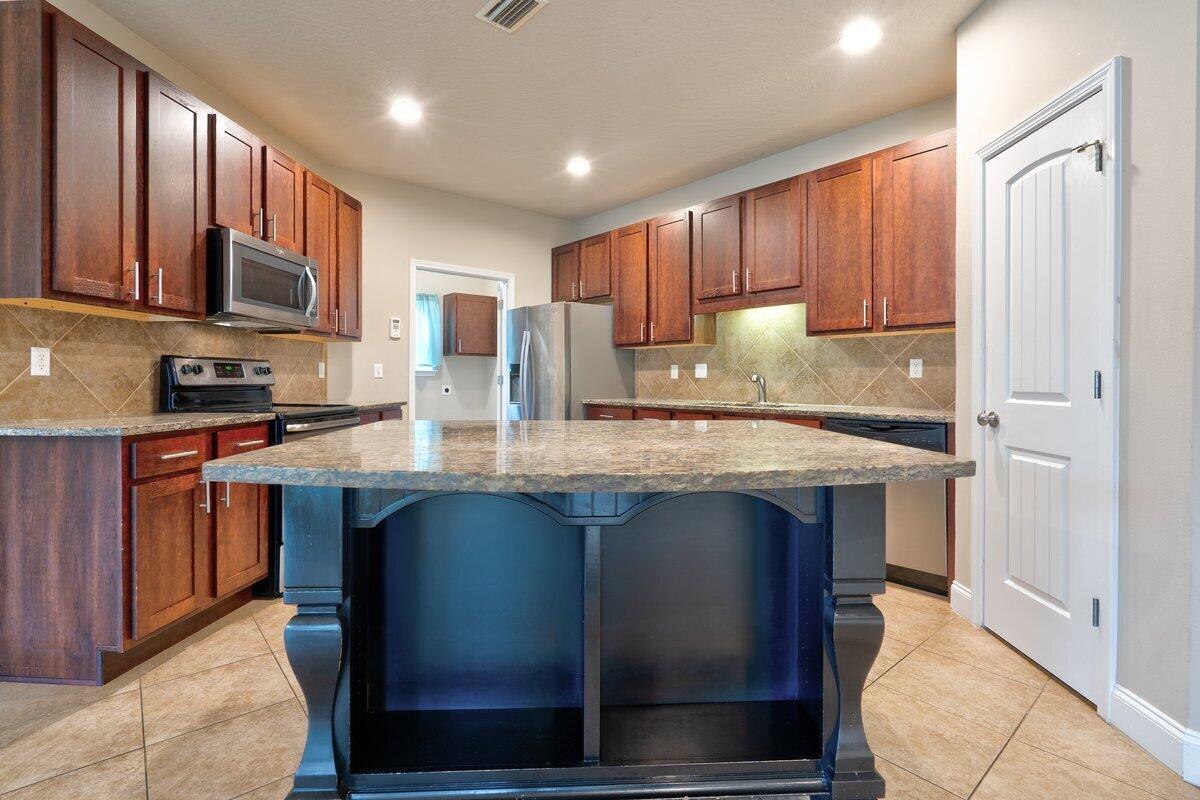 DUGGAN POND ESTATES - Residential