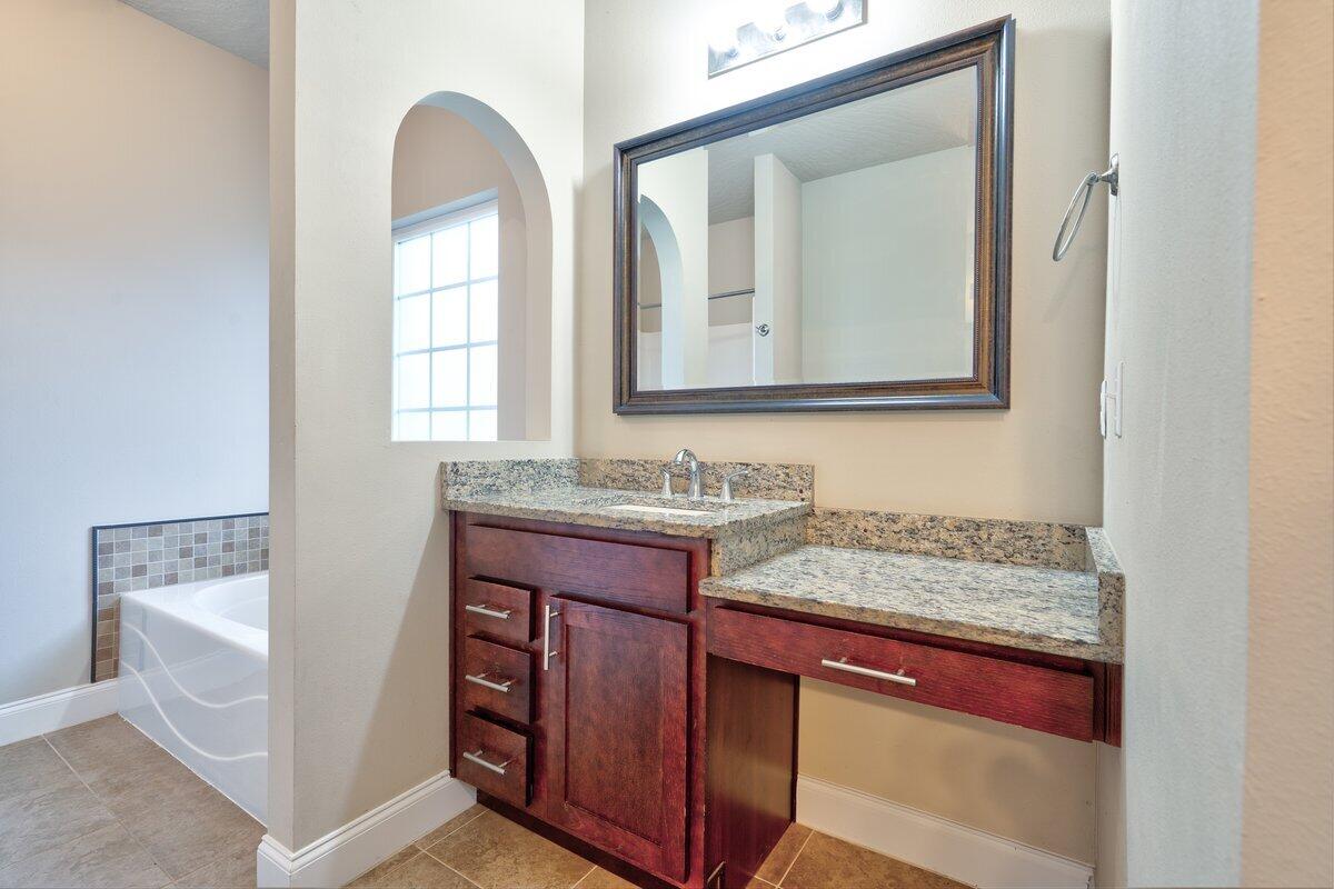 DUGGAN POND ESTATES - Residential