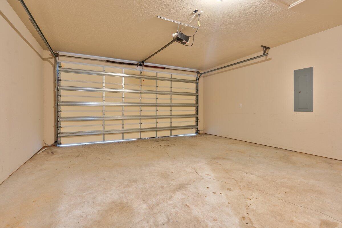DUGGAN POND ESTATES - Residential