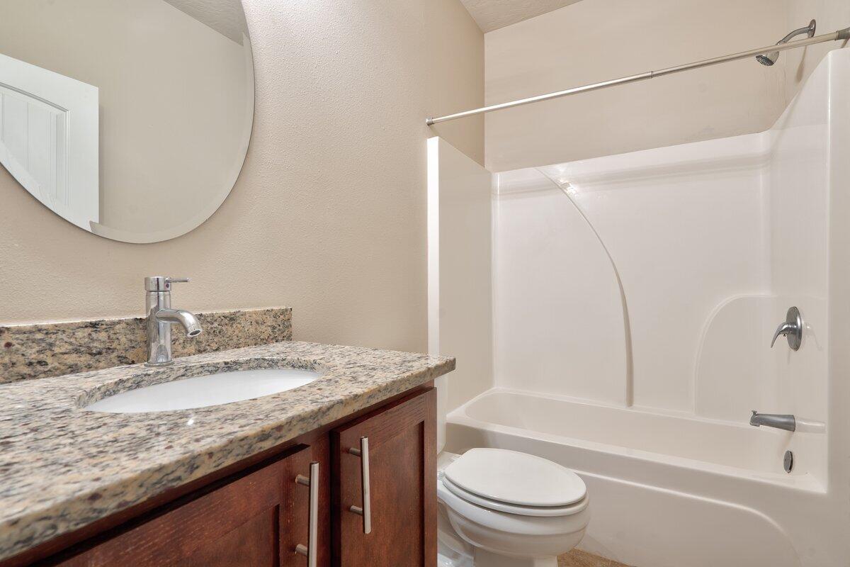 DUGGAN POND ESTATES - Residential