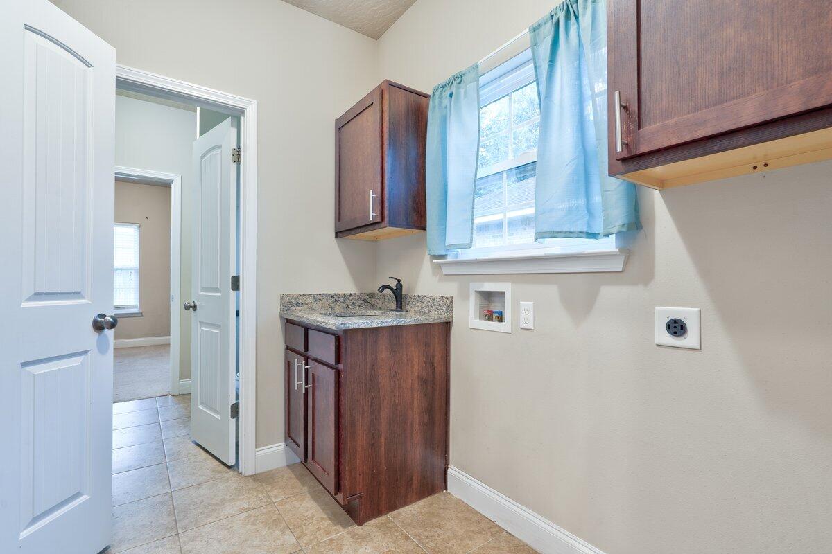 DUGGAN POND ESTATES - Residential