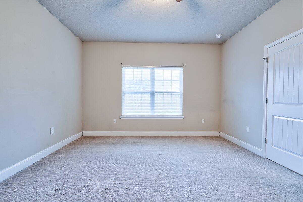 DUGGAN POND ESTATES - Residential