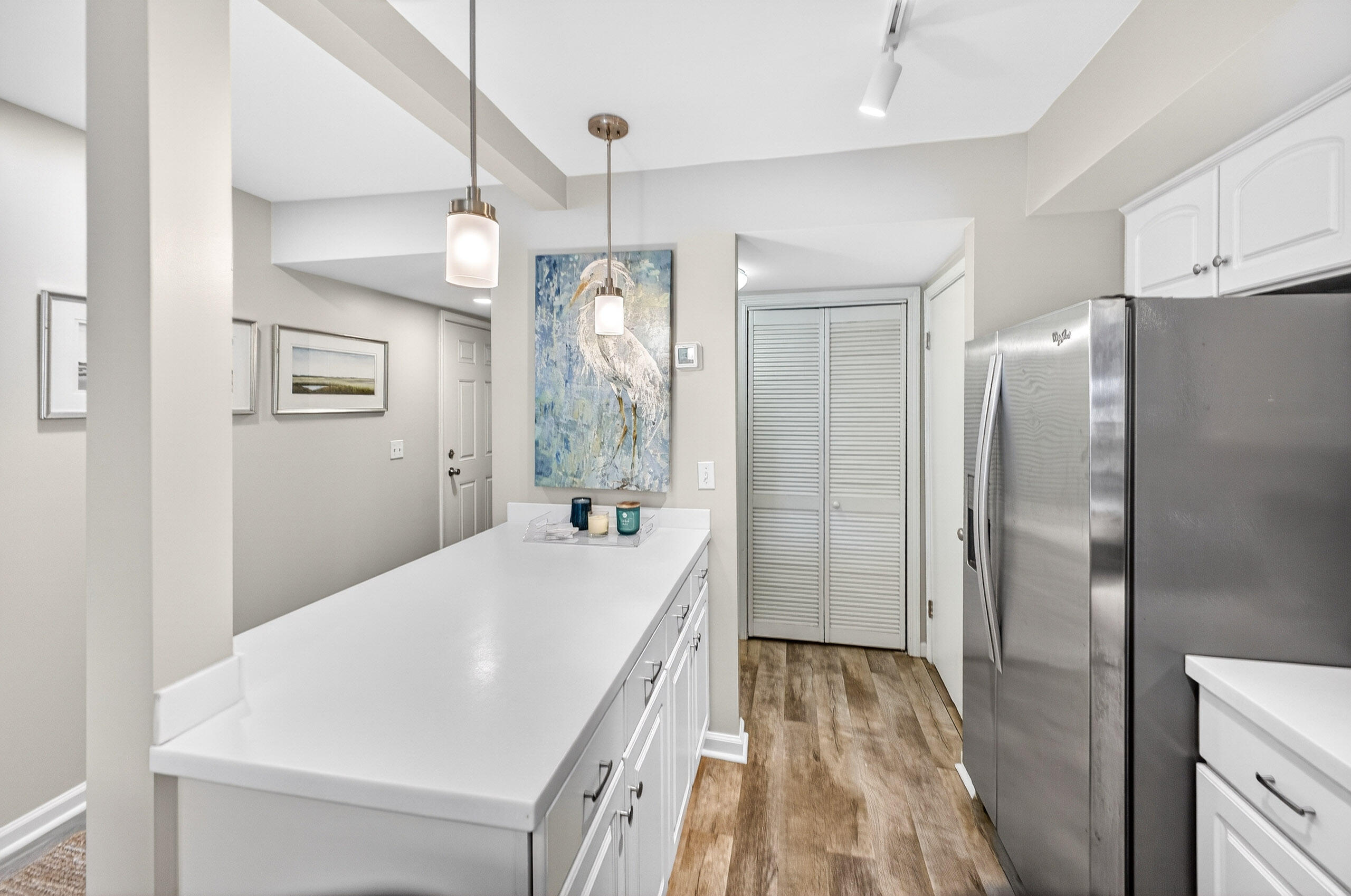 HARBOUR POINT CONDO - Residential