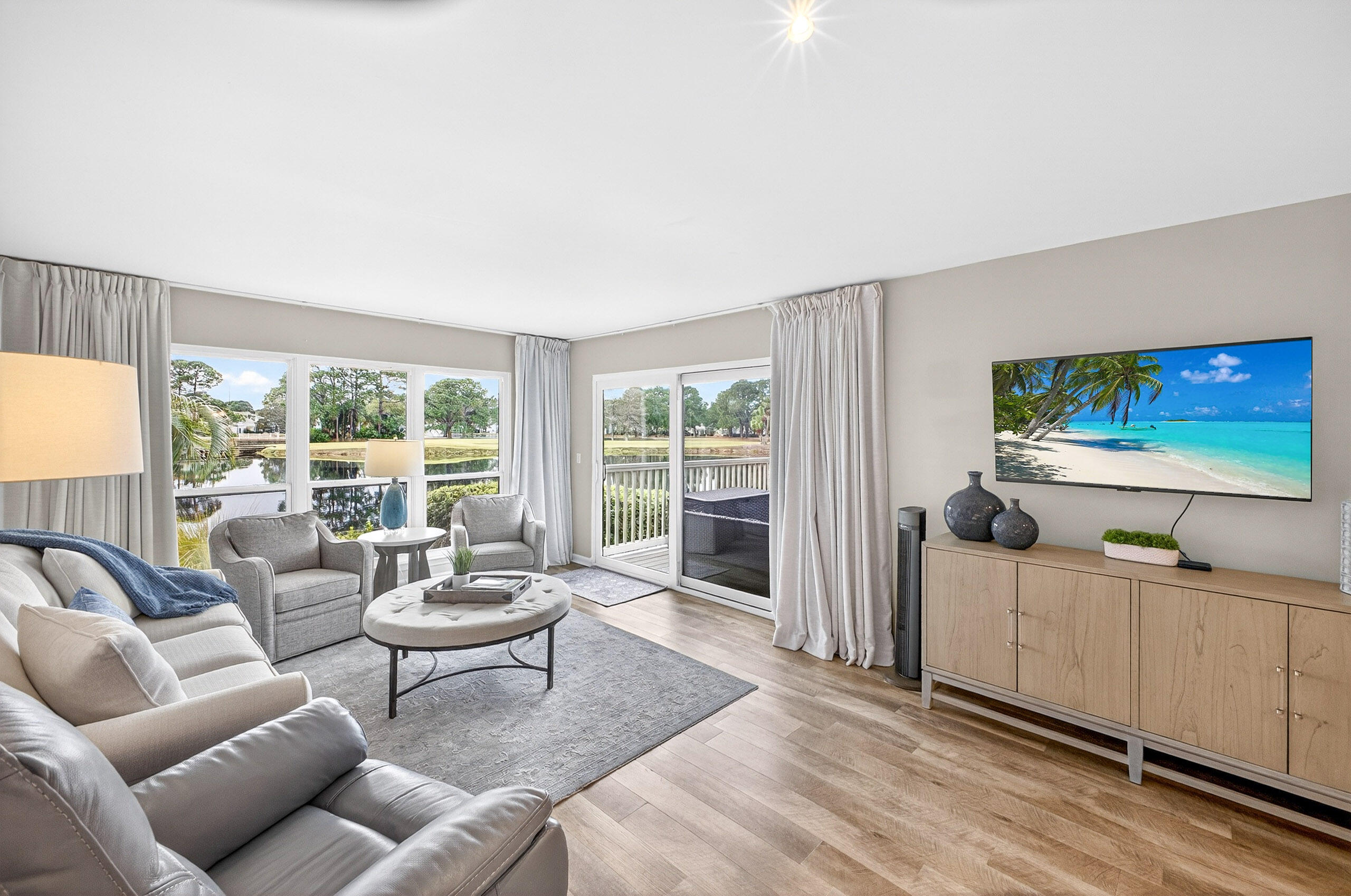 HARBOUR POINT CONDO - Residential