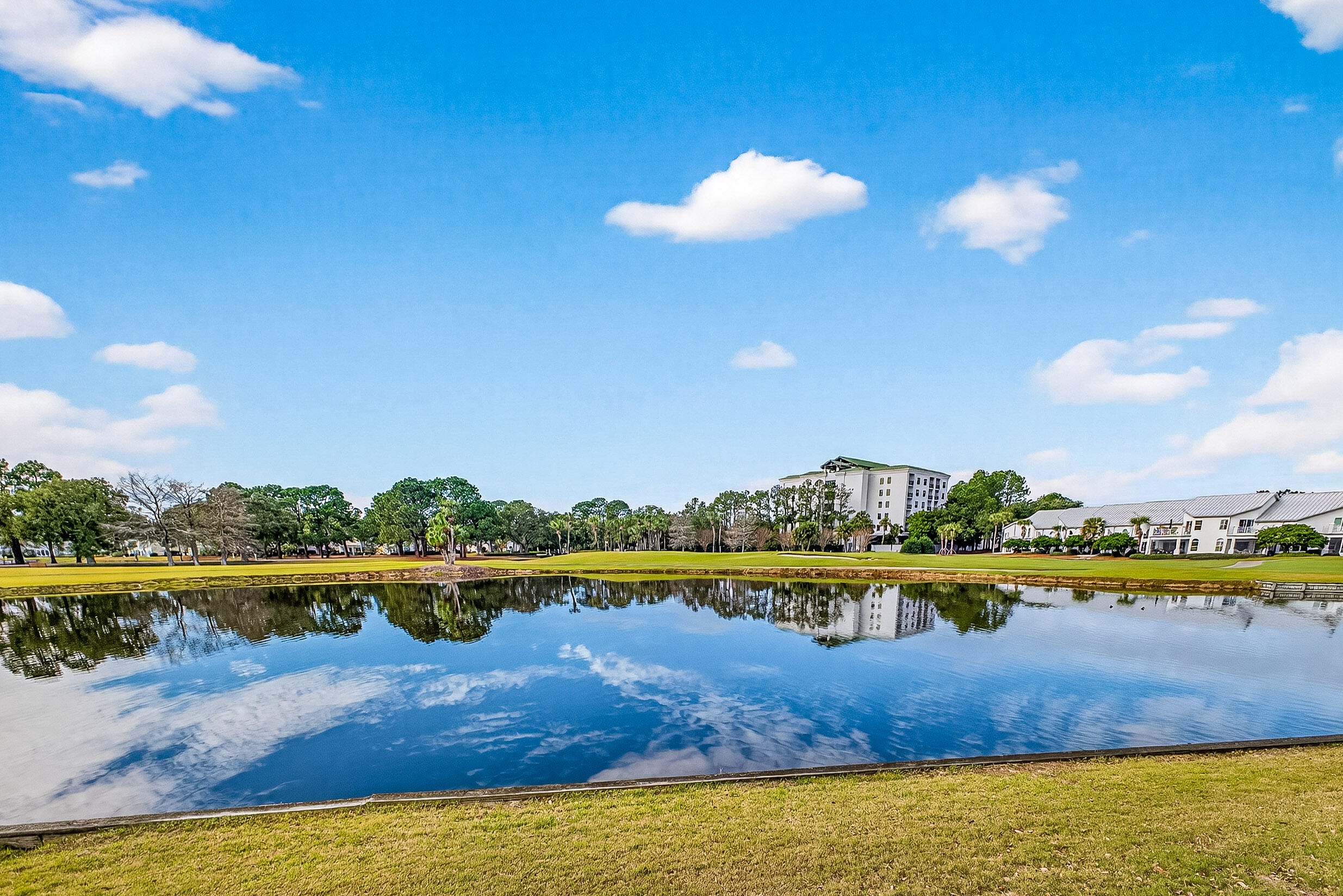 HARBOUR POINT CONDO - Residential