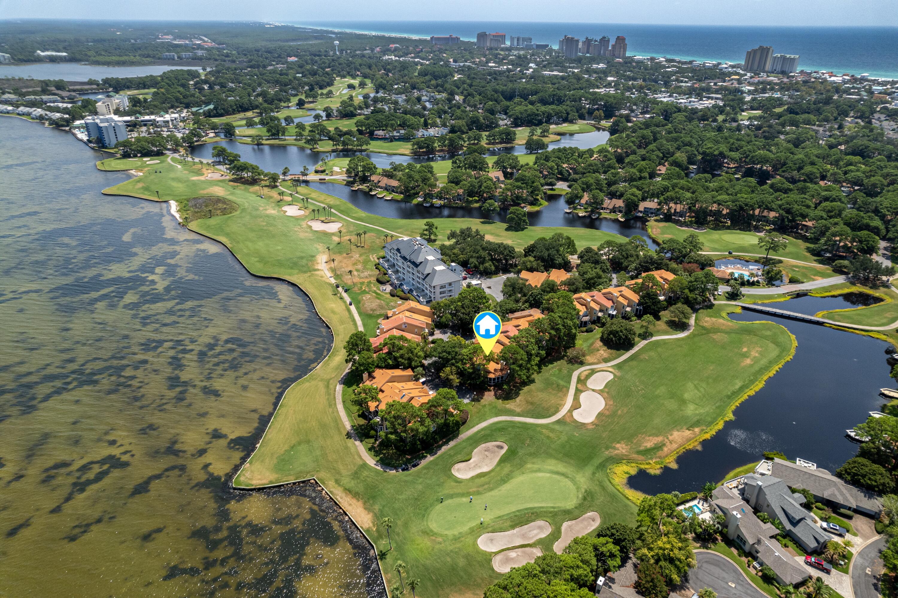 VANTAGE POINTE - Residential