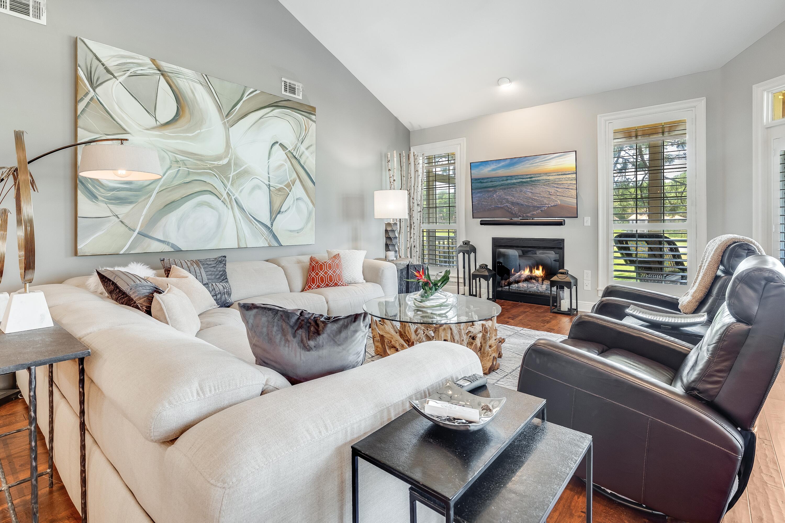 VANTAGE POINTE - Residential