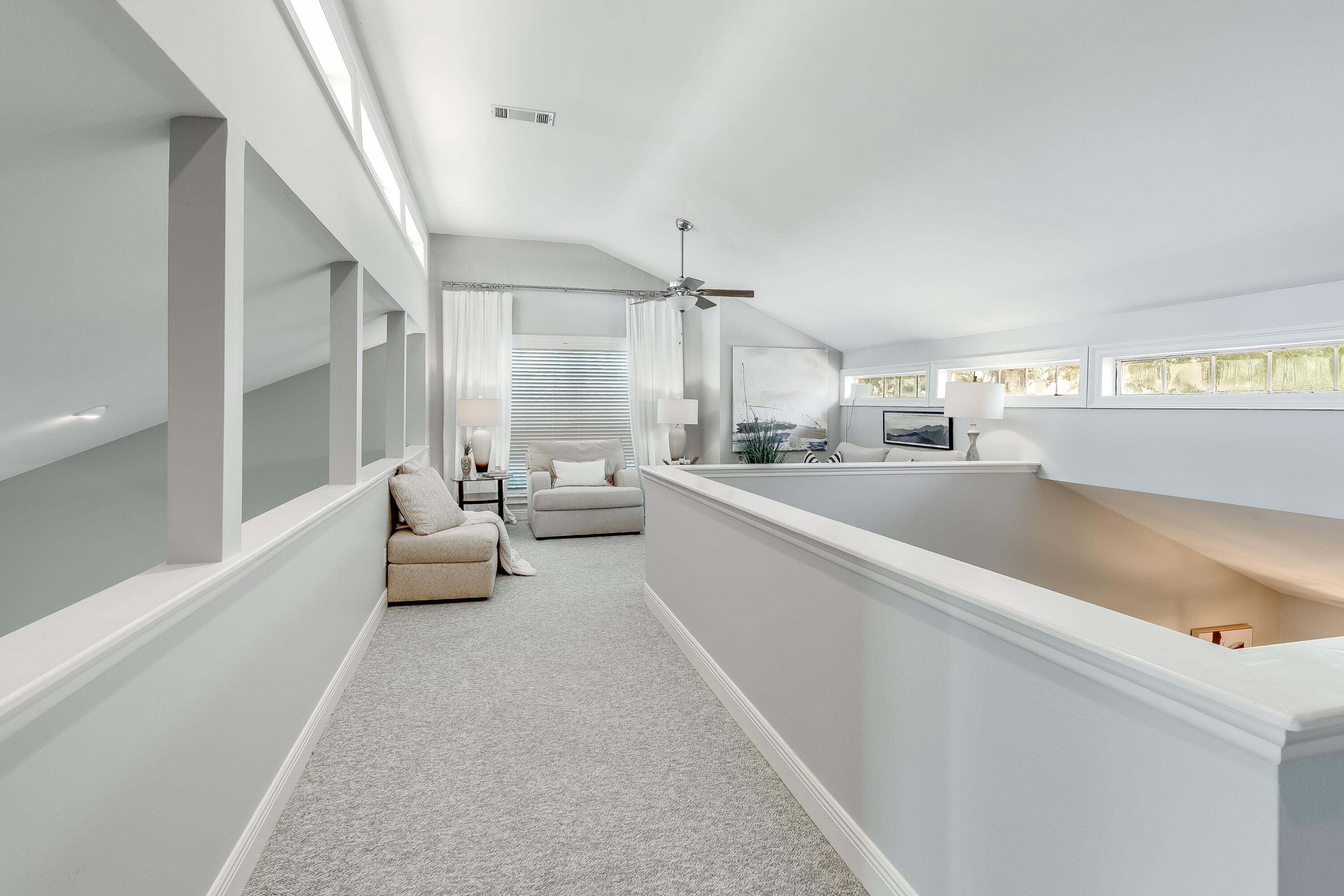 VANTAGE POINTE - Residential