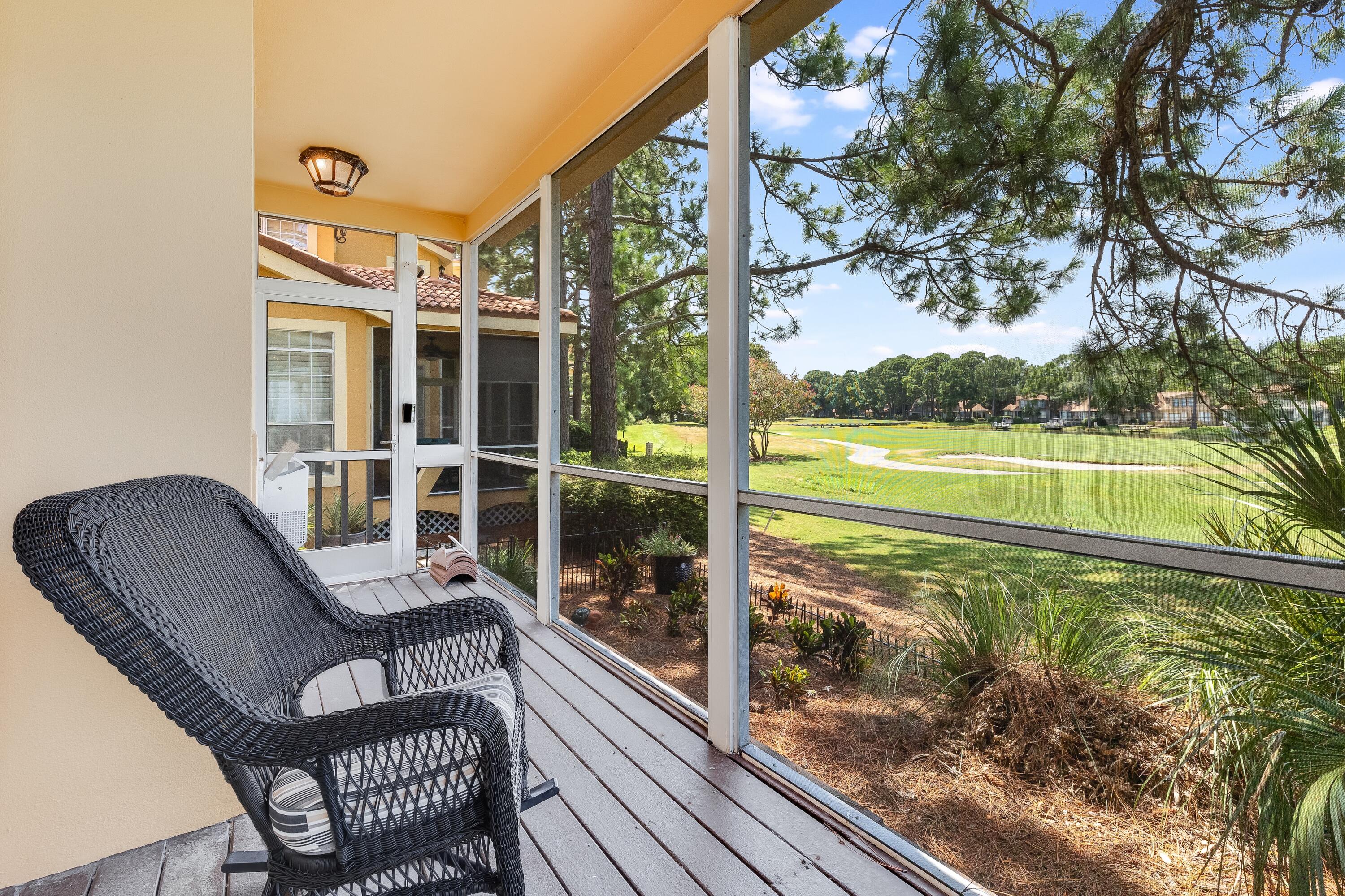 VANTAGE POINTE - Residential