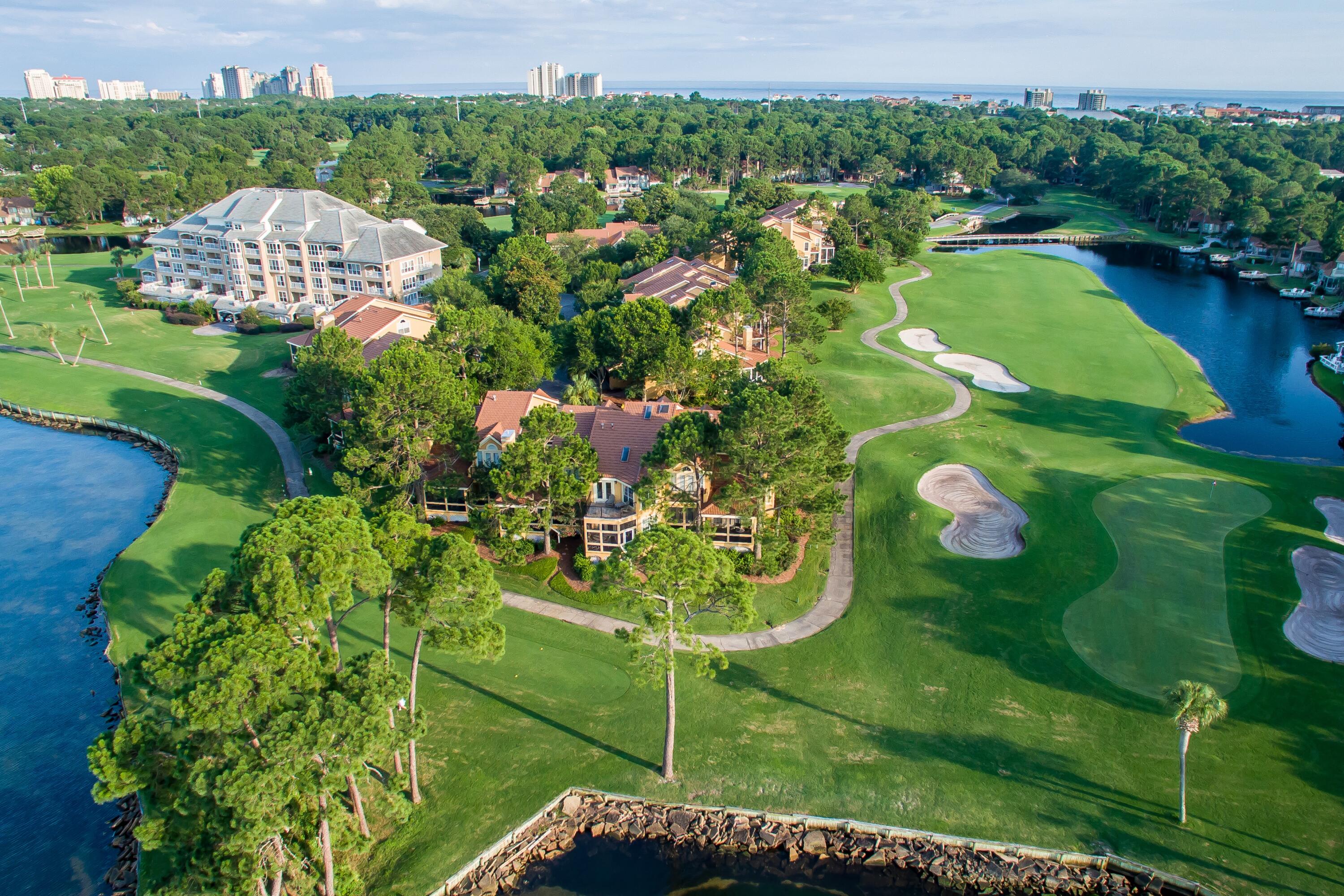 VANTAGE POINTE - Residential