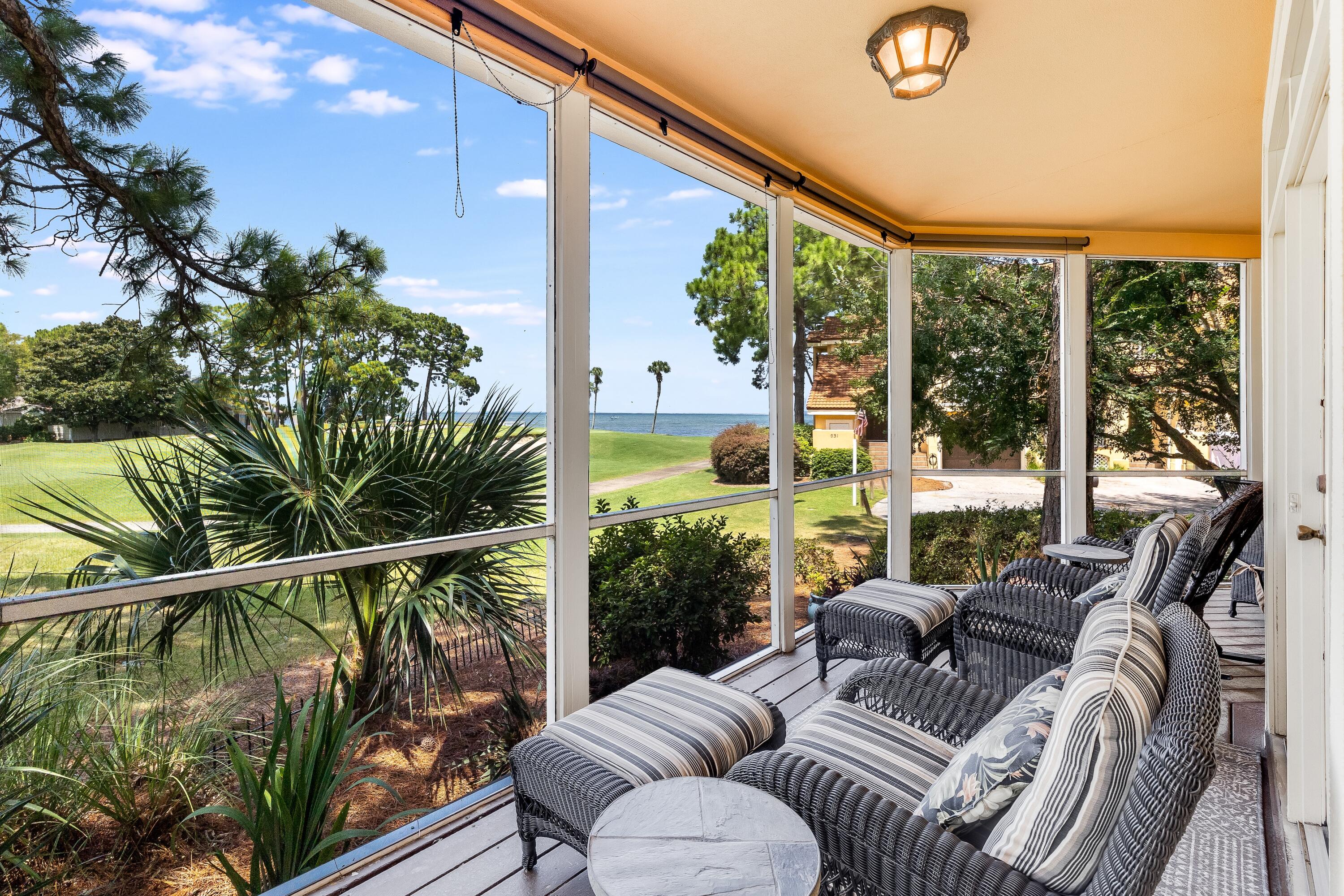 VANTAGE POINTE - Residential