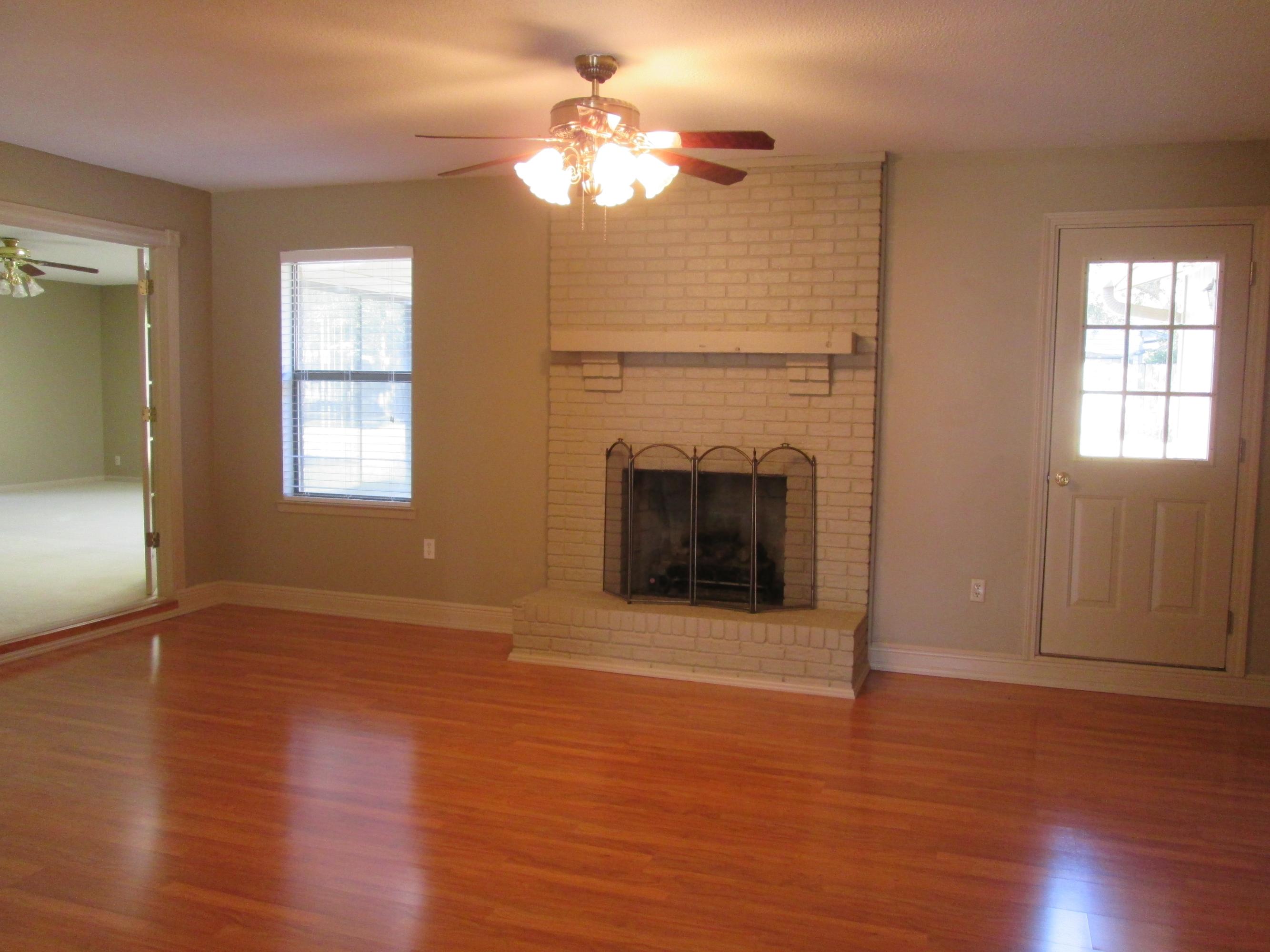 BLUEWATER BAY VILLAGE 1B - Residential Lease