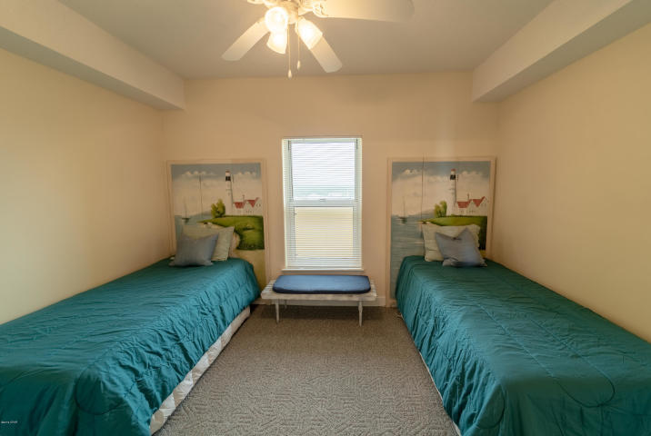 EMERALD ISLE - Residential