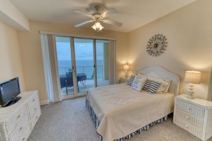 EMERALD ISLE - Residential