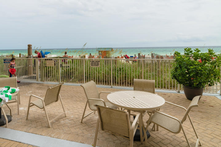 EMERALD ISLE - Residential