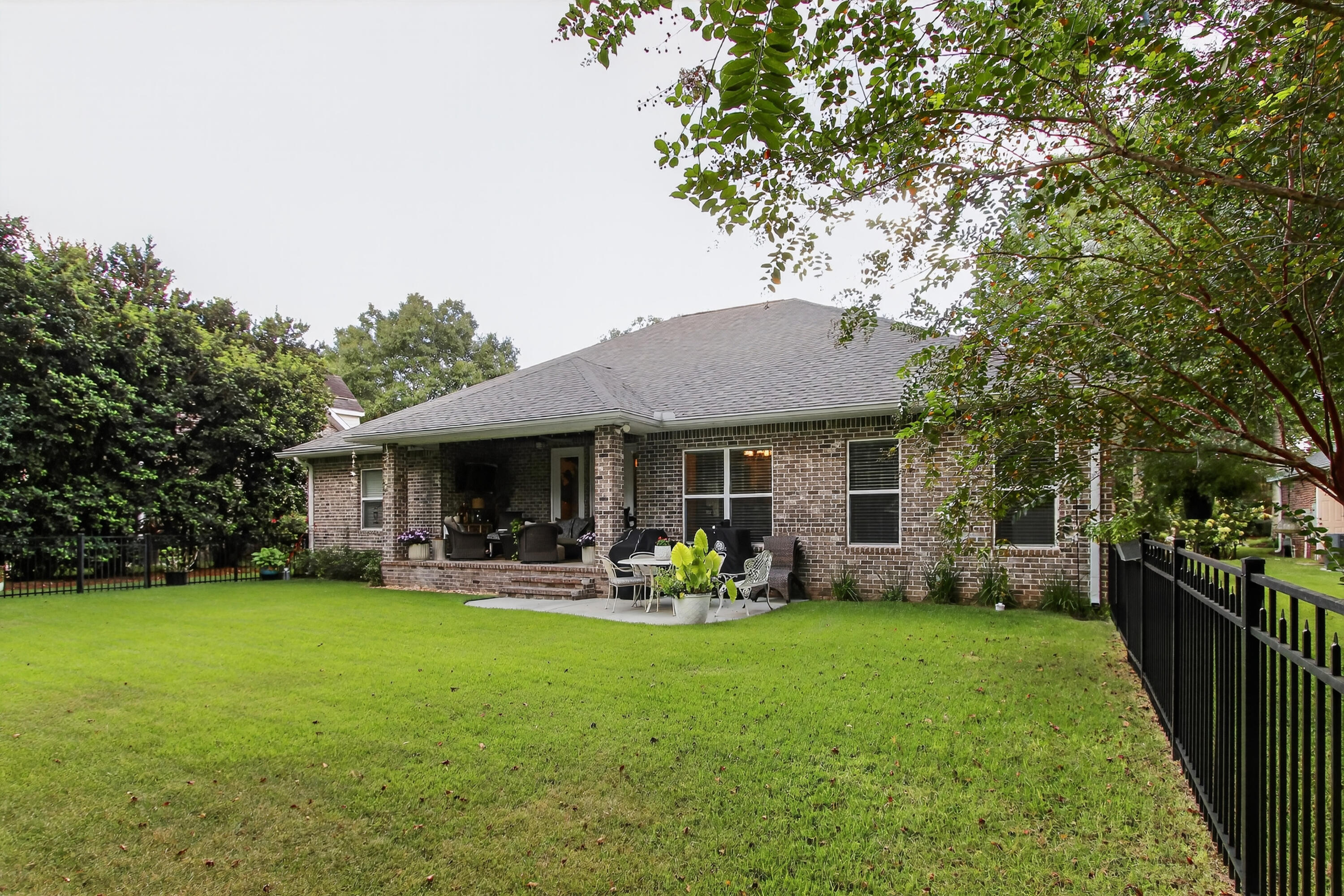 CLAIRES VINEYARD - Residential