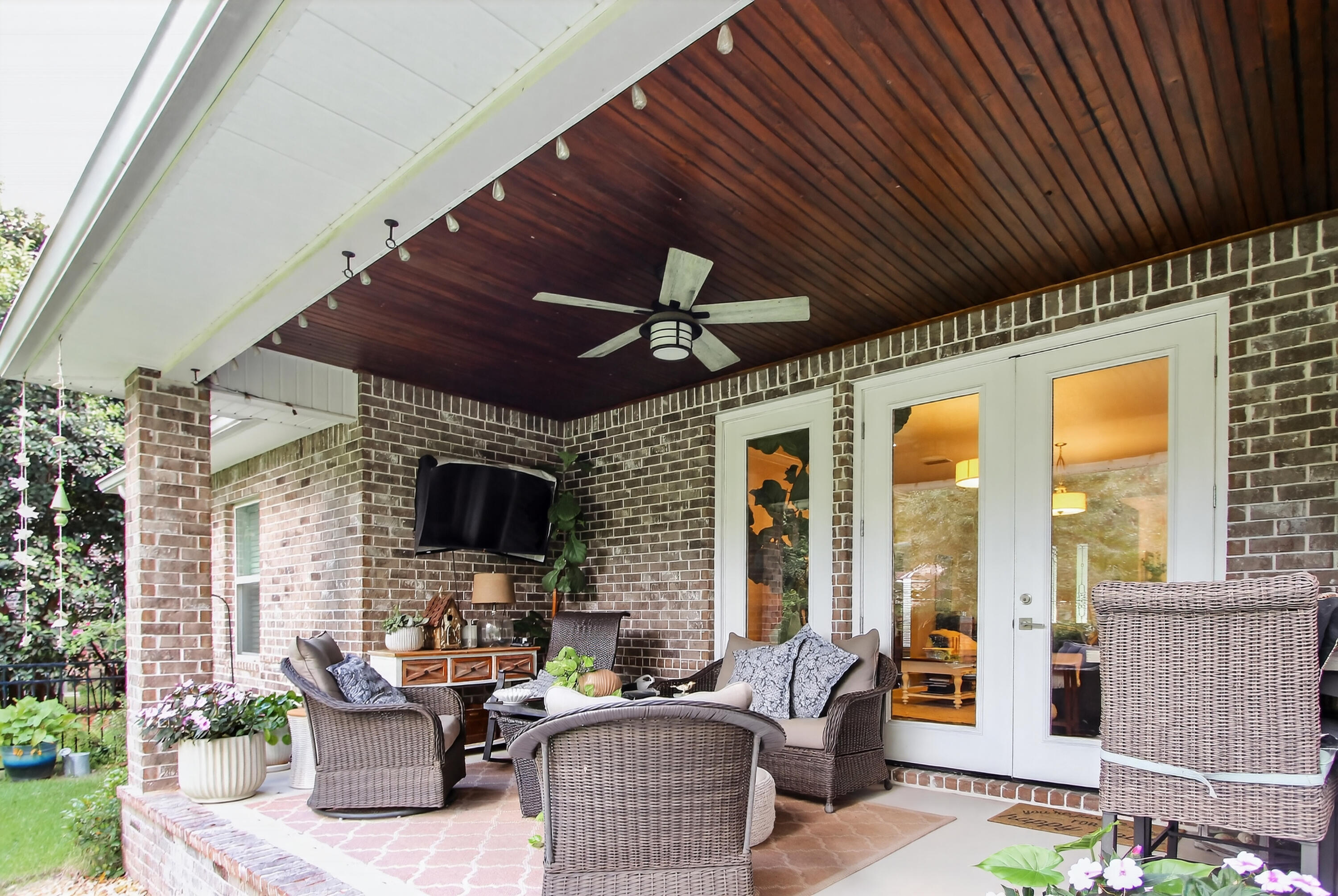 CLAIRES VINEYARD - Residential