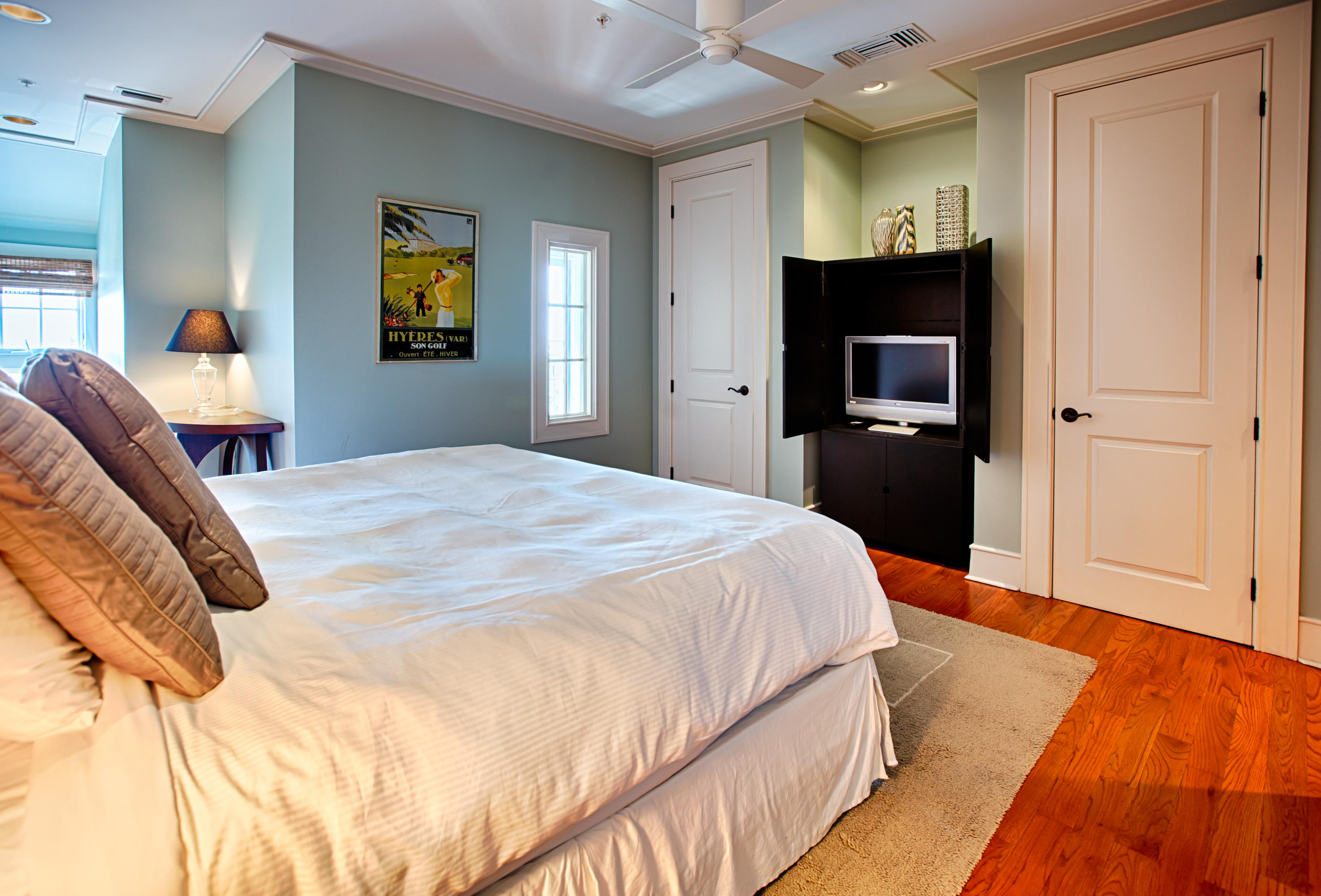 ROSEMARY BEACH, THE MERCADO - Residential