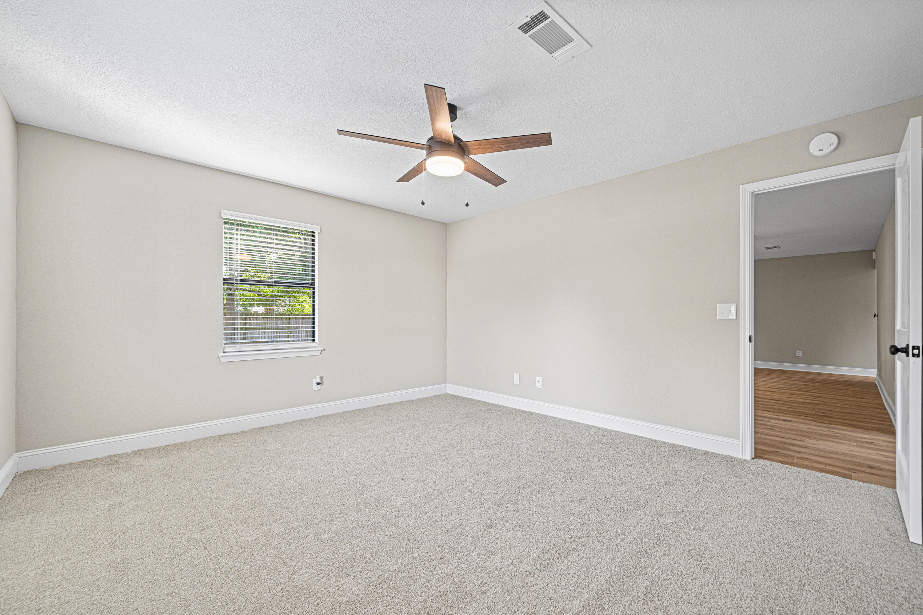 QUIET WOOD - Residential