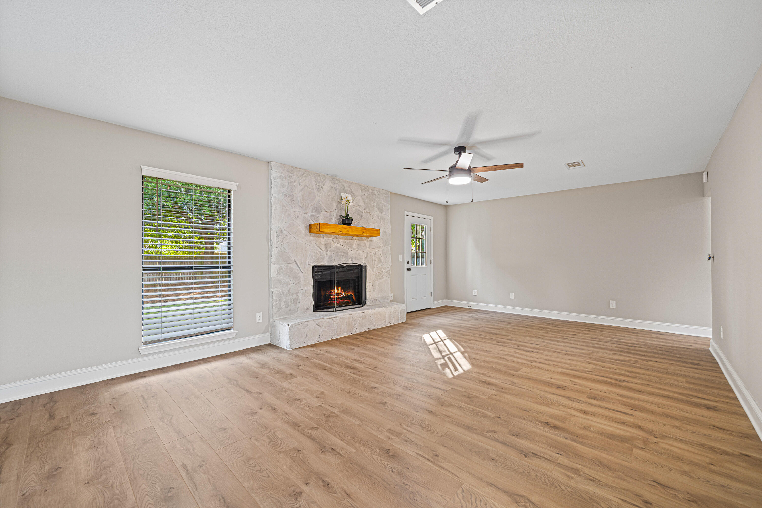 QUIET WOOD - Residential