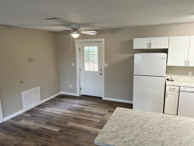 SPRINGDALE - Residential Lease