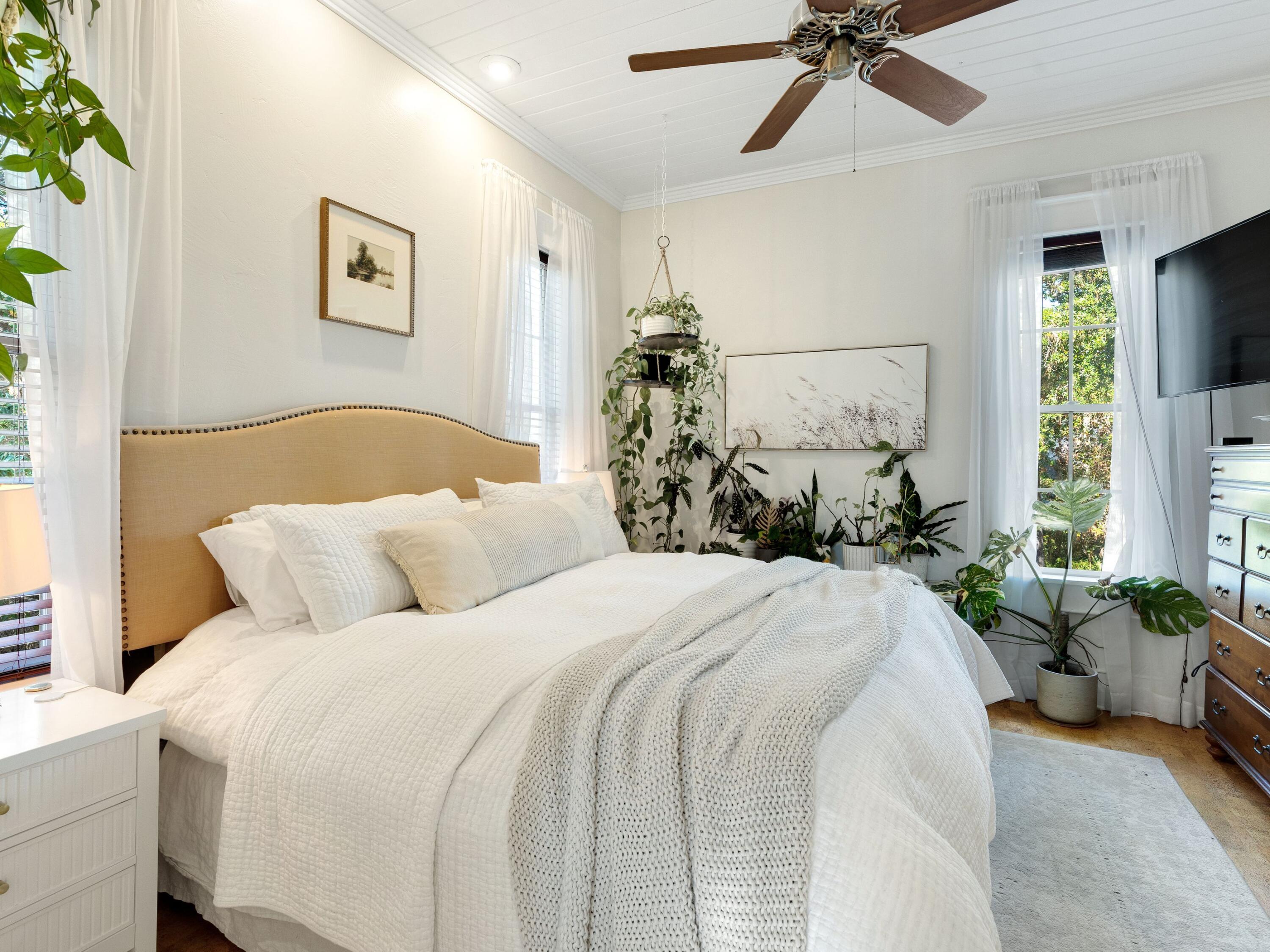 WOODLAND BAYOU ESTATES - Residential