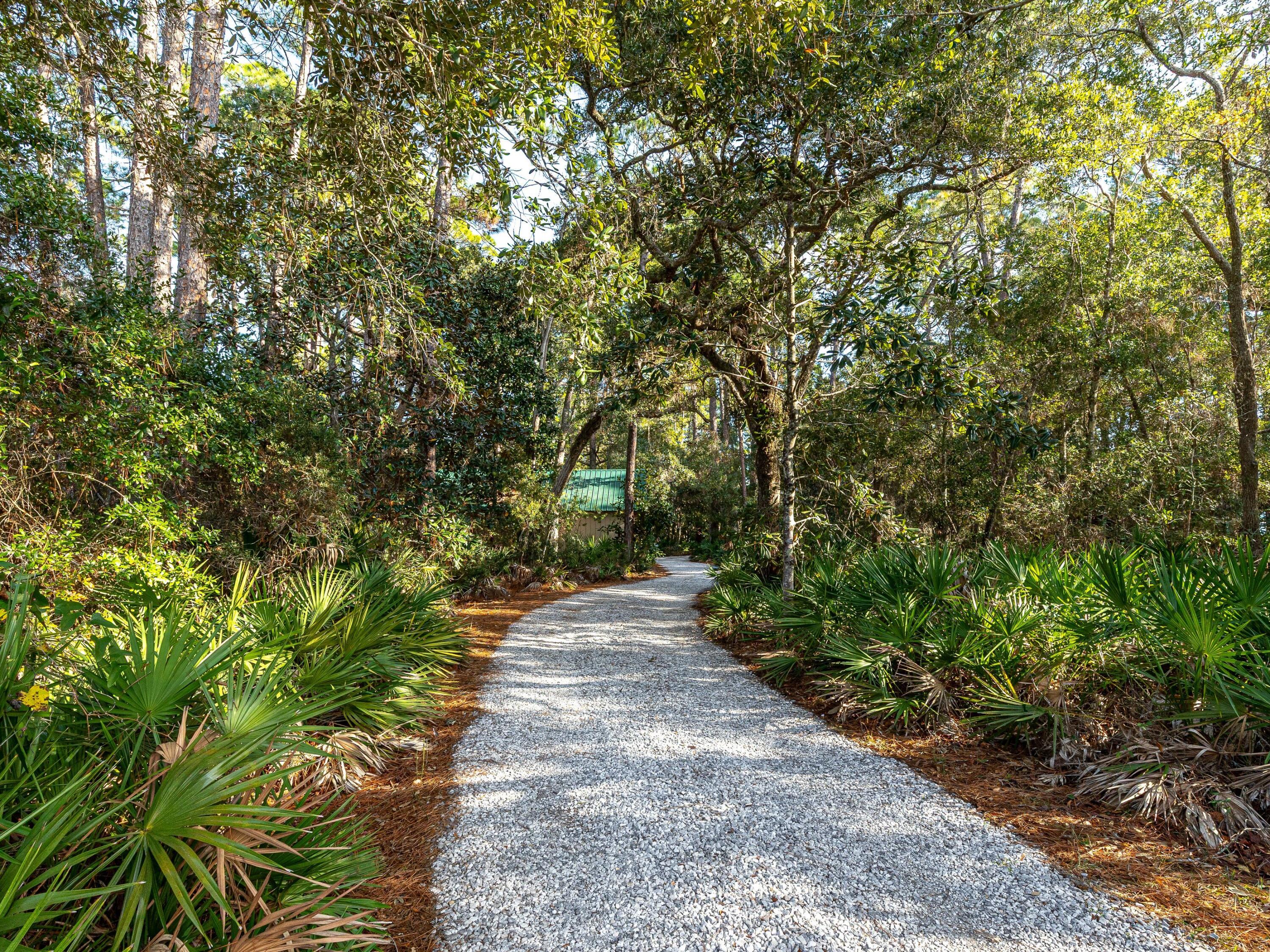 WOODLAND BAYOU ESTATES - Residential