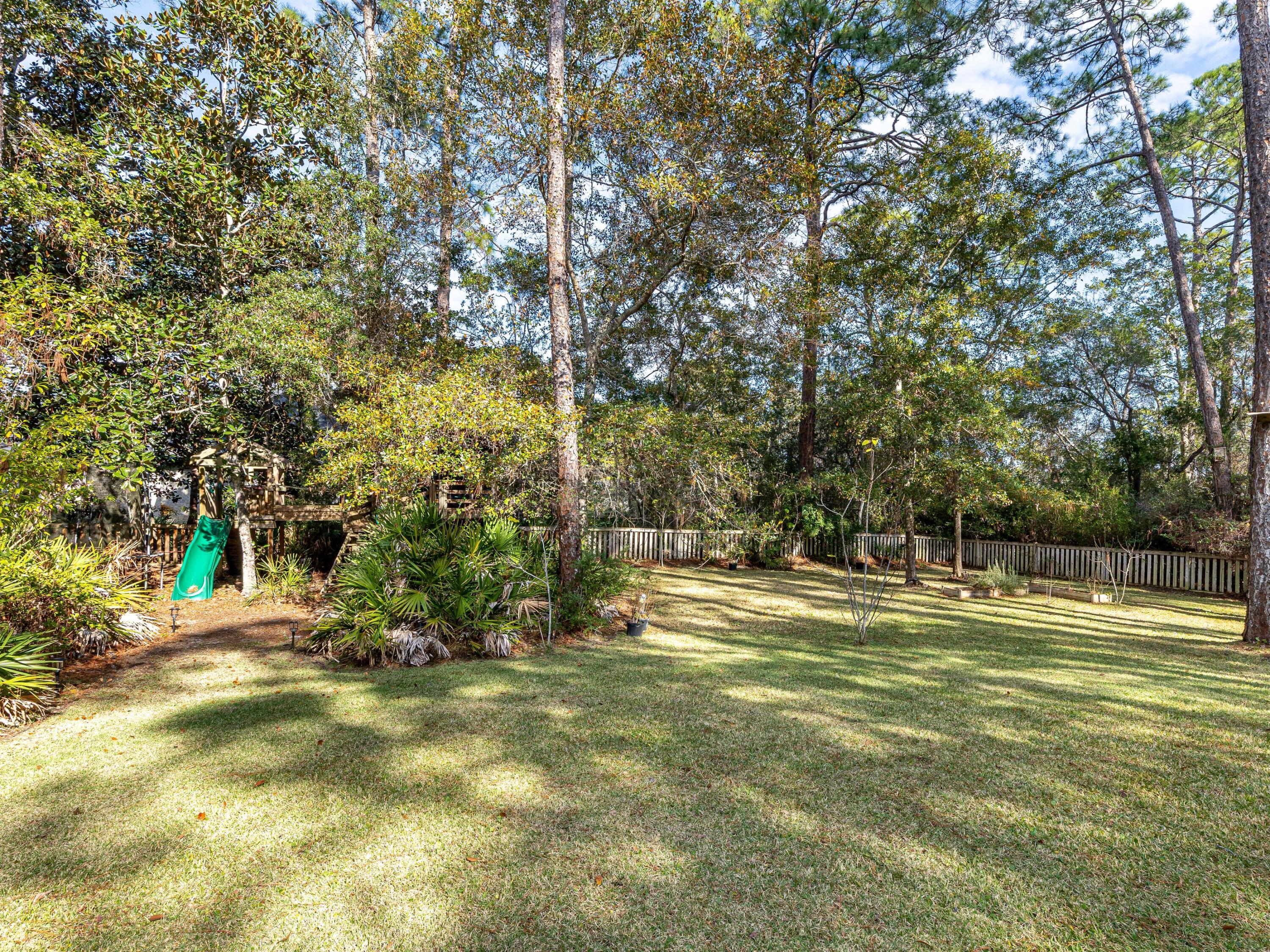 WOODLAND BAYOU ESTATES - Residential